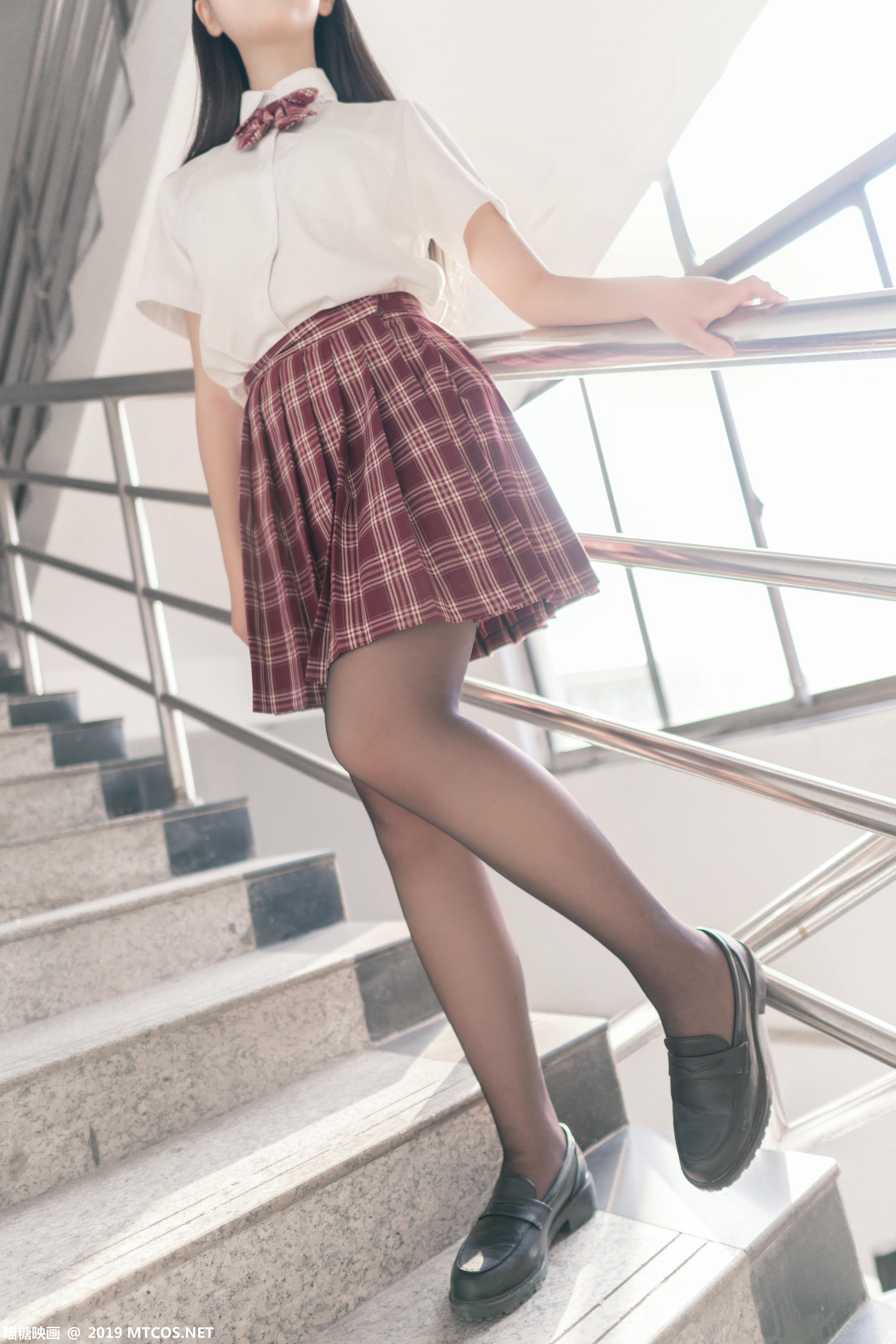 [喵糖映画] VOL.023 制服学妹[44P／368MB]_第1集