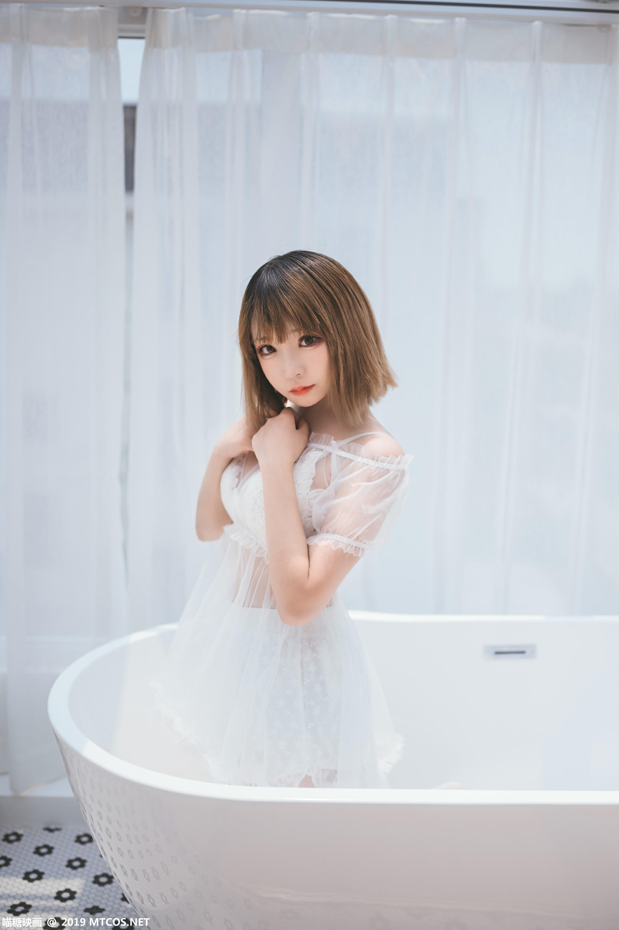 [喵糖映画] VOL.025 纯情白裙[42P／356MB]_第1集