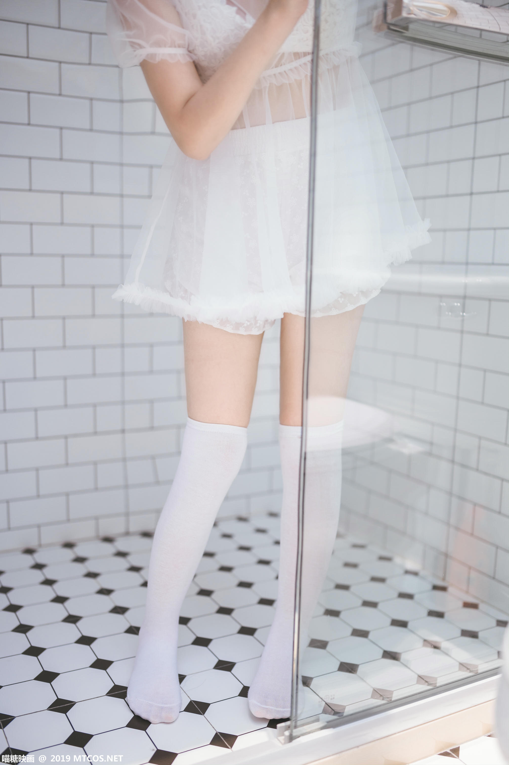 [喵糖映画] VOL.025 纯情白裙[42P／356MB]_第2集