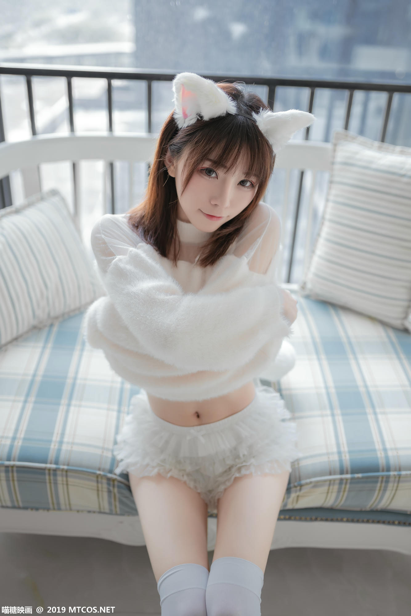 [喵糖映画] VOL.027 Kitaro_绮太郎 白喵女友[41P／189MB]_第1集