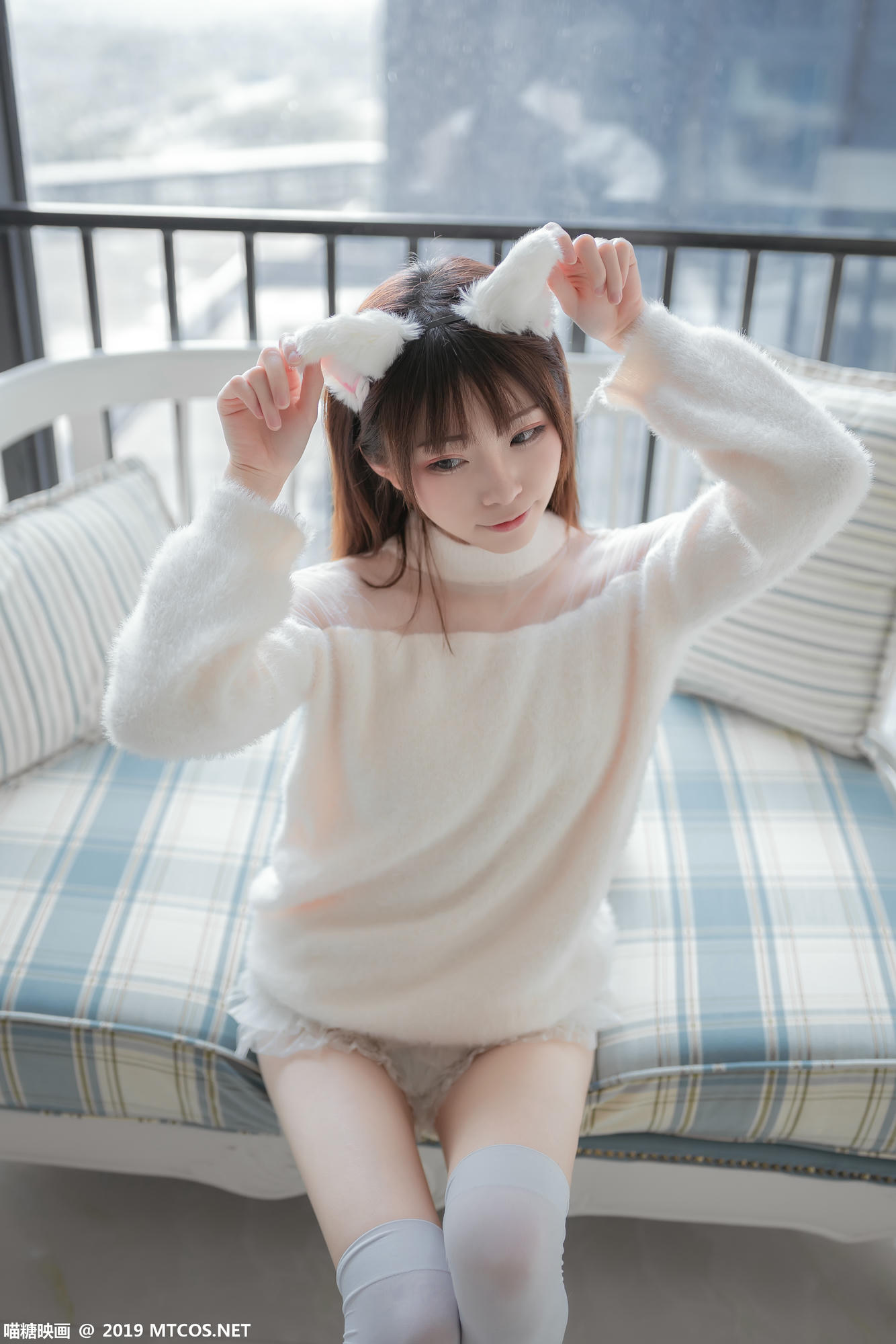 [喵糖映画] VOL.027 Kitaro_绮太郎 白喵女友[41P／189MB]_第1集