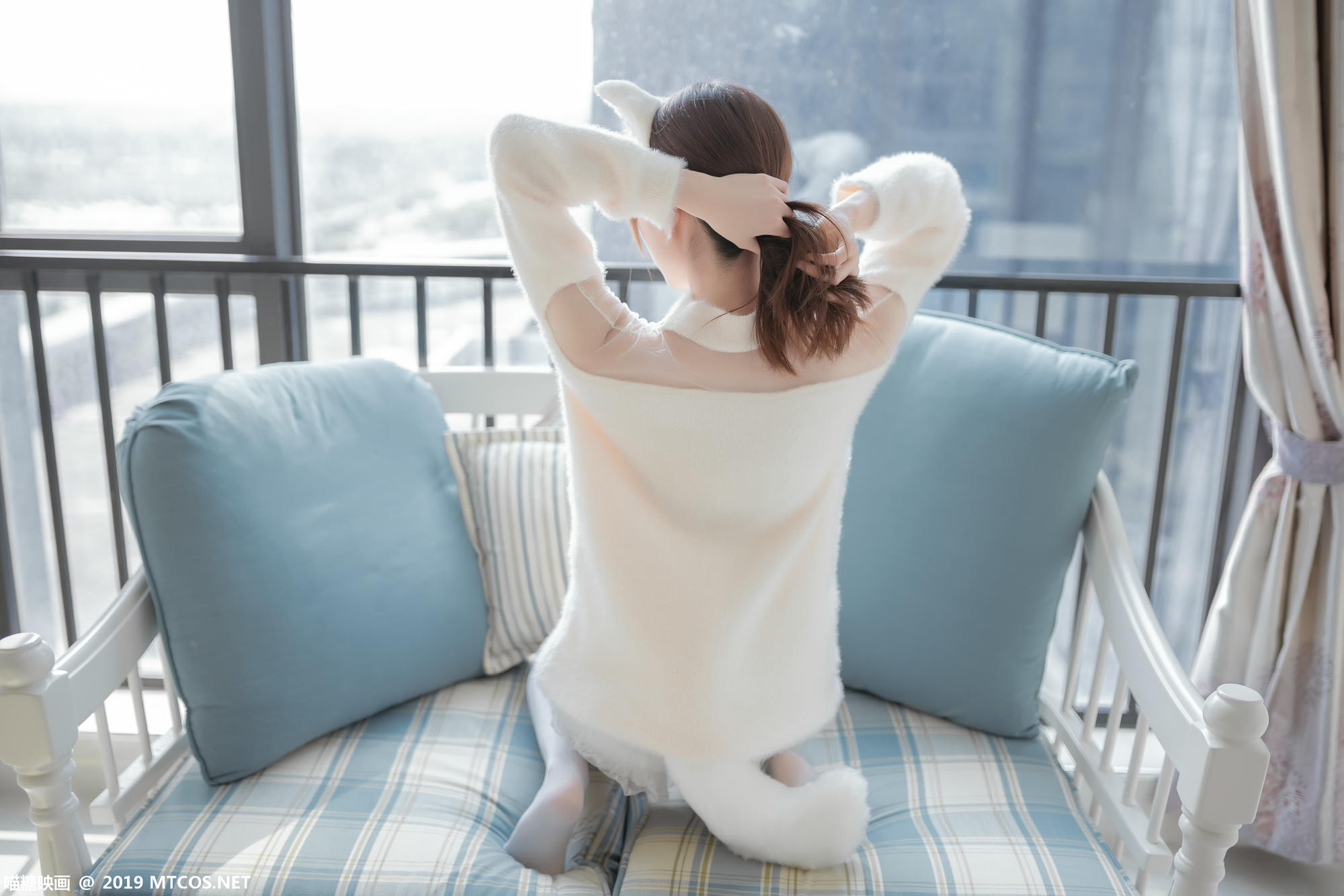 [喵糖映画] VOL.027 Kitaro_绮太郎 白喵女友[41P／189MB]_第1集