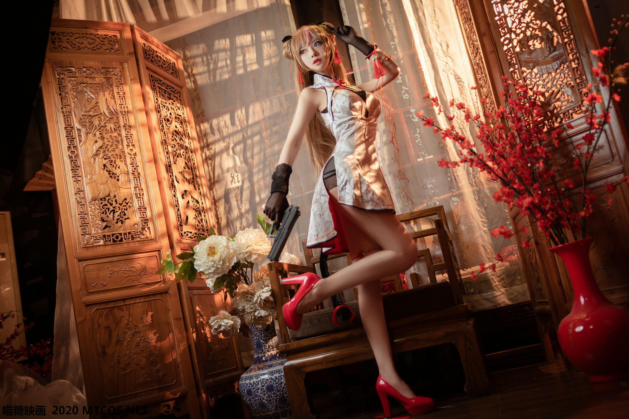 [喵糖映画] HML.011 蜂糖花旗袍[20P／134M]_第1集