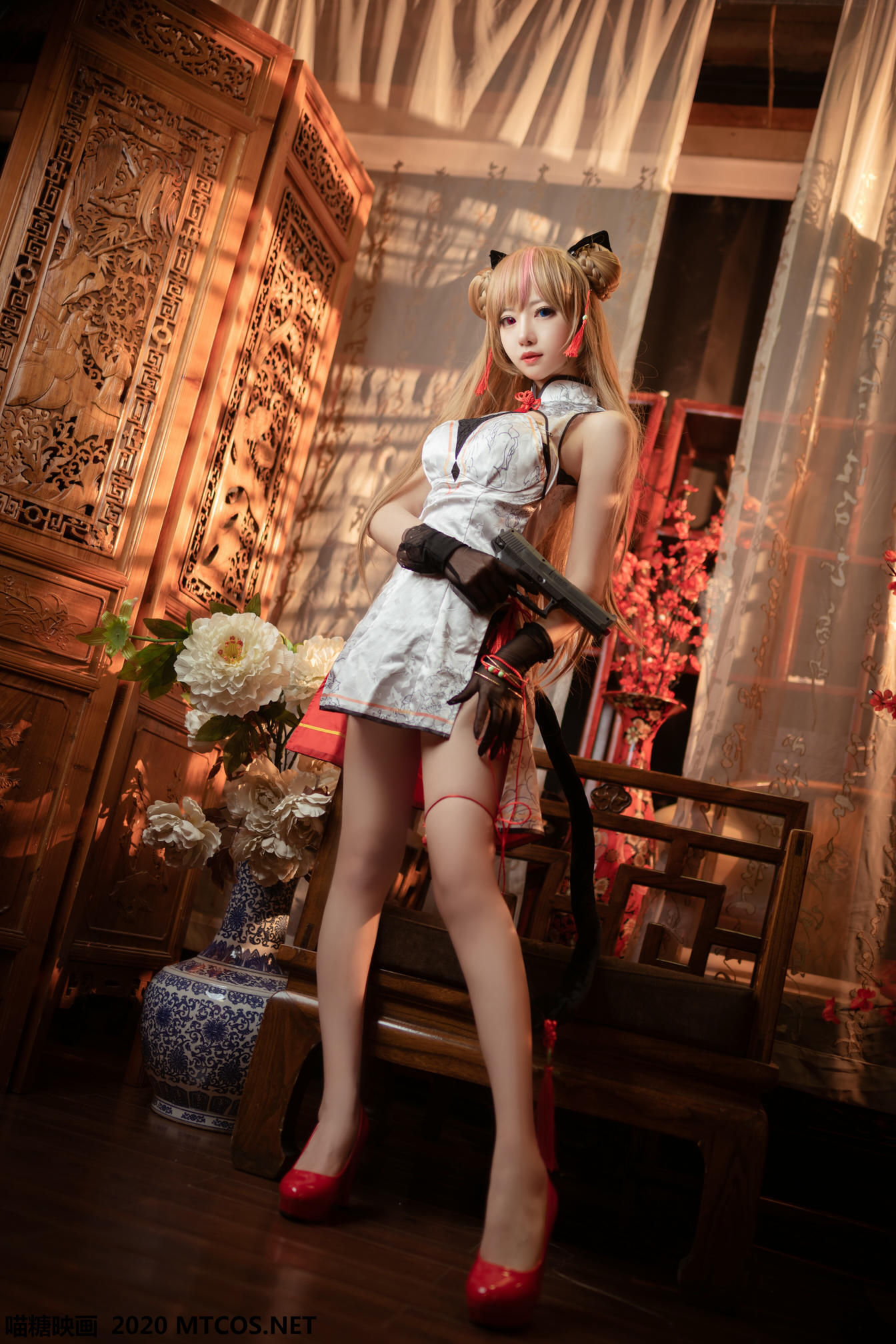 [喵糖映画] HML.011 蜂糖花旗袍[20P／134M]_第1集