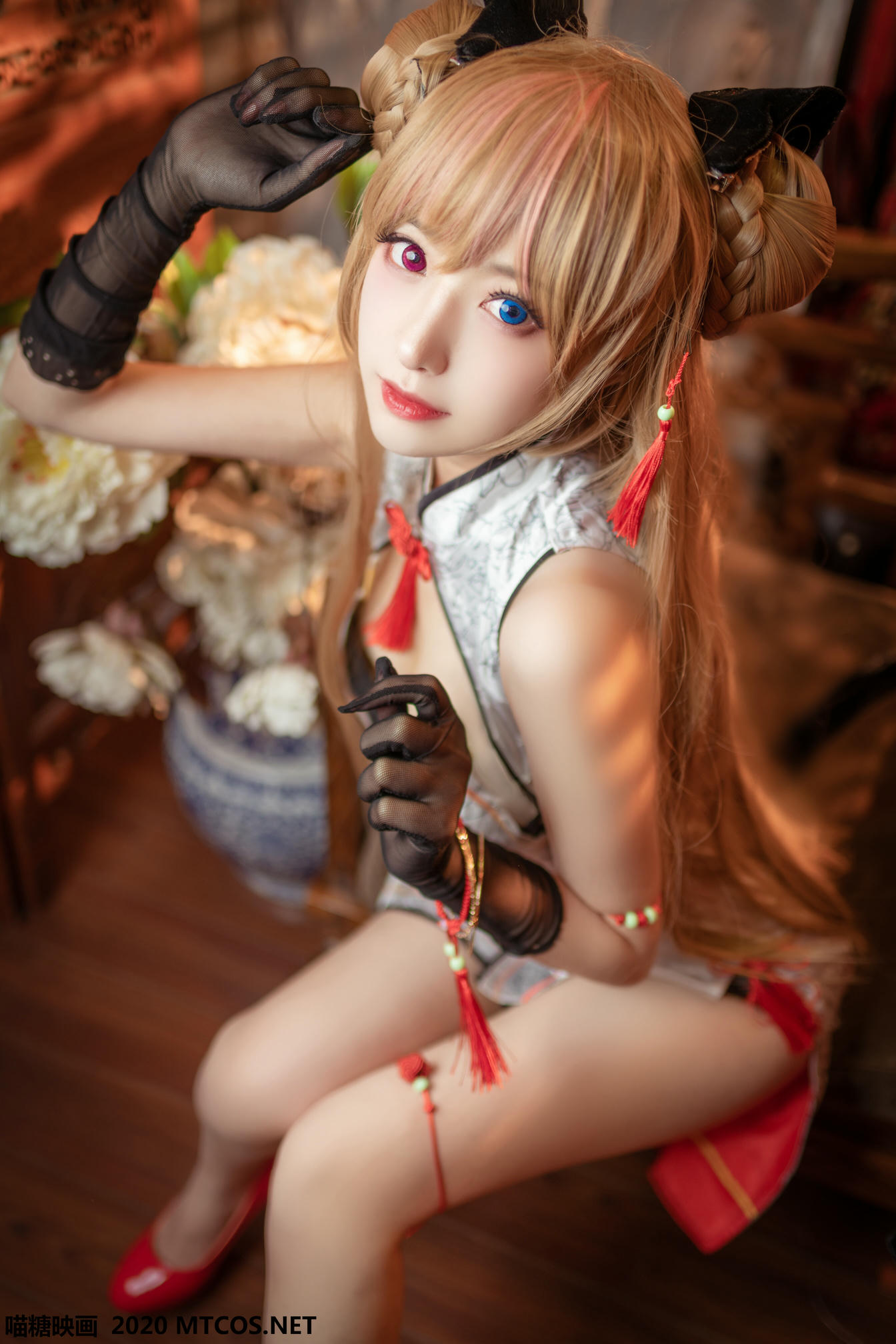 [喵糖映画] HML.011 蜂糖花旗袍[20P／134M]_第1集