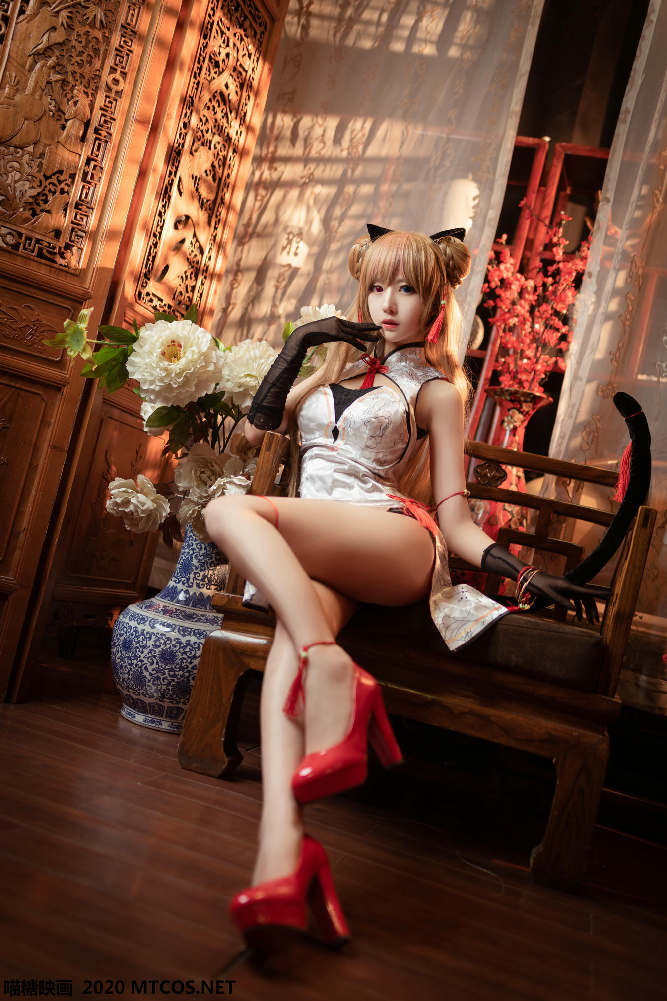 [喵糖映画] HML.011 蜂糖花旗袍[20P／134M]_第1集