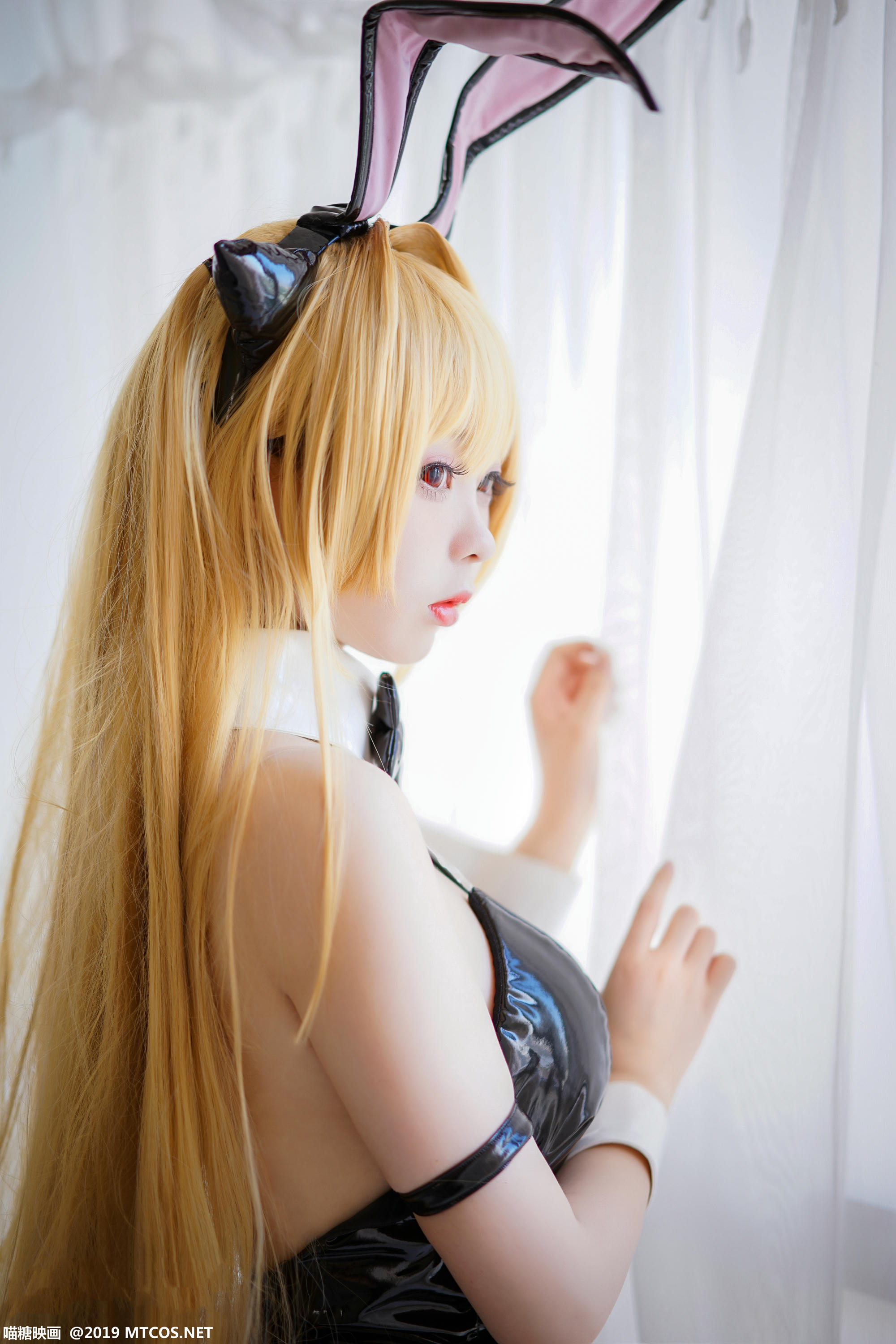 [喵糖映画] VOL.044 嶋葵 网袜兔女郎[40P／542MB]_第1集