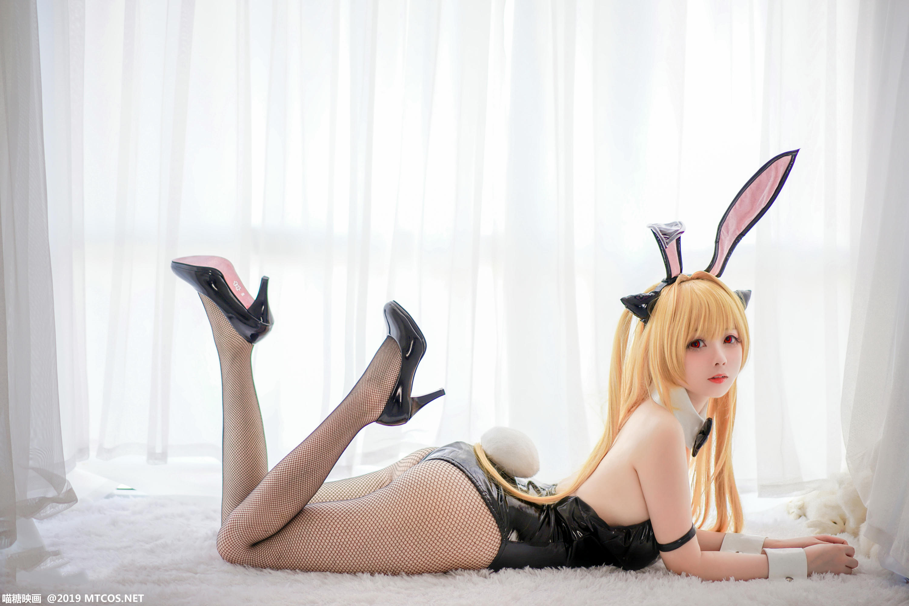 [喵糖映画] VOL.044 嶋葵 网袜兔女郎[40P／542MB]_第1集