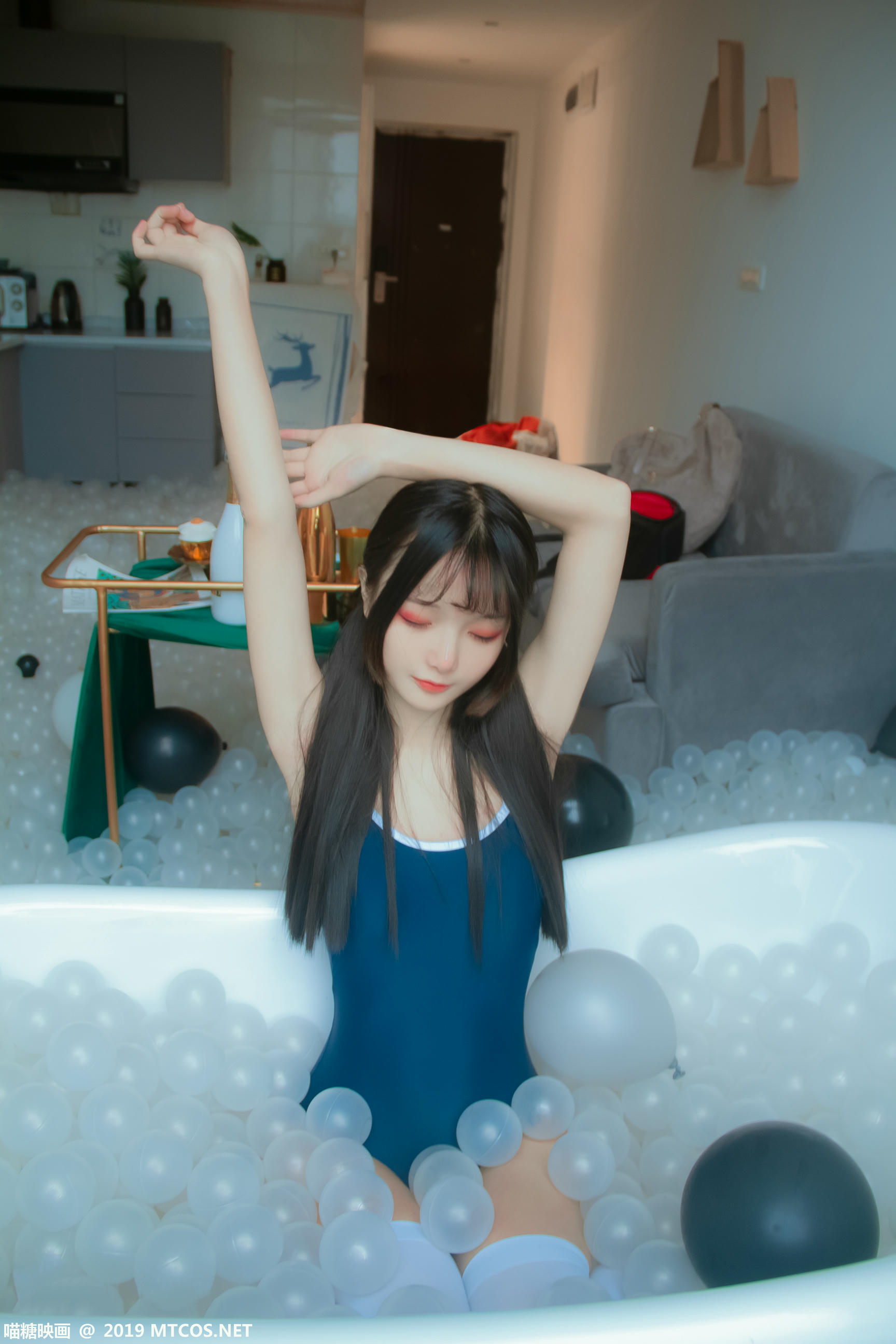 [喵糖映画] VOL.046 泡泡球死库水[40P／374MB]_第1集