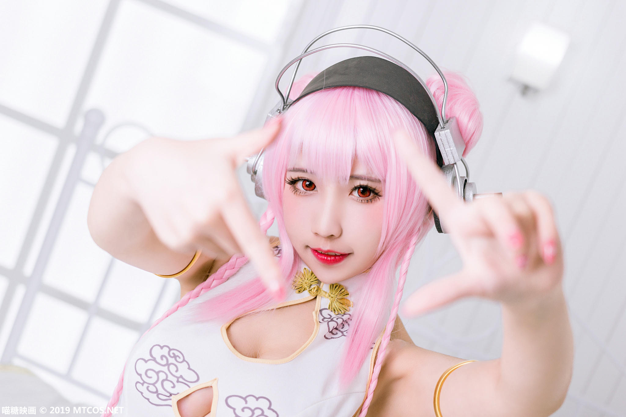 [喵糖映画] VOL.050 索尼子的热情[35P／339MB]_第2集