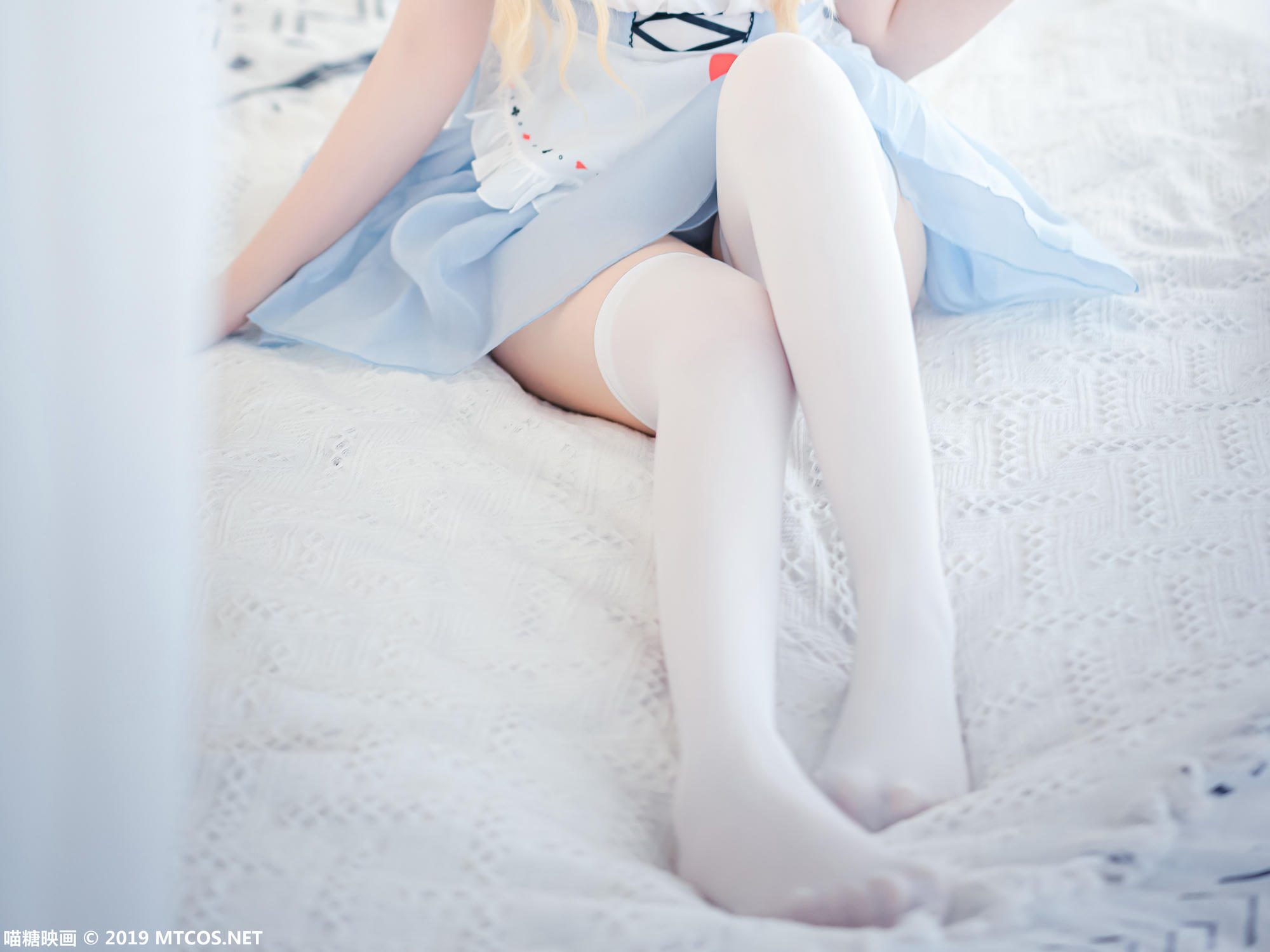 [喵糖映画] VOL.053 嶋葵 蓝色兔子[41P／331MB]_第2集