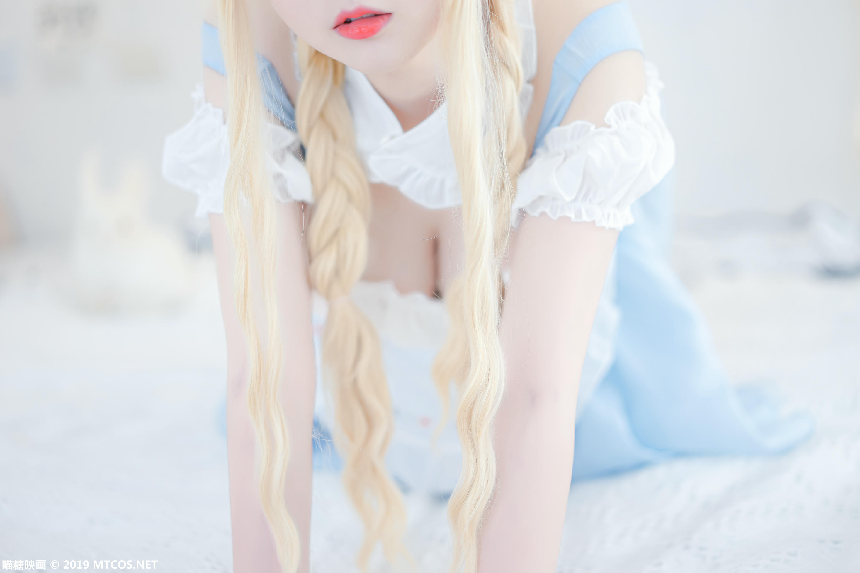 [喵糖映画] VOL.053 嶋葵 蓝色兔子[41P／331MB]_第2集