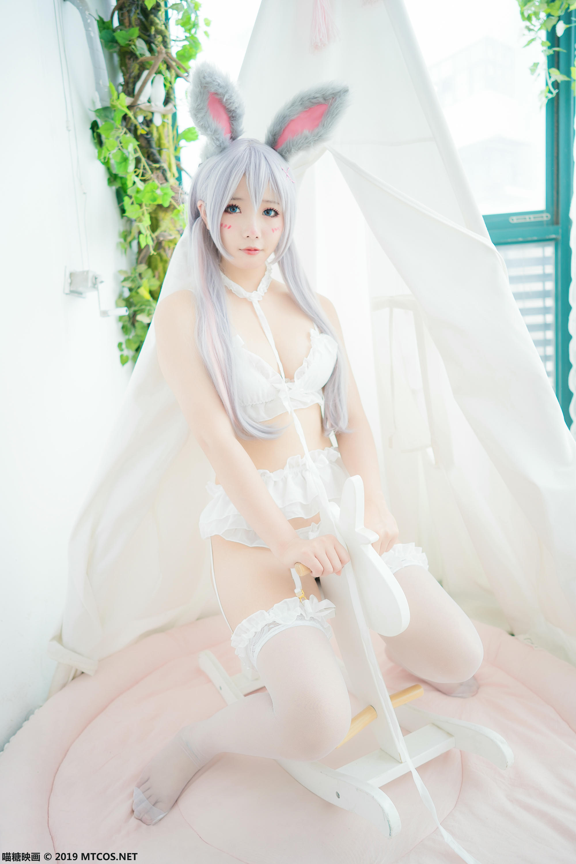 [喵糖映画] VOL.055 兔子美少女[44P／536MB]_第2集