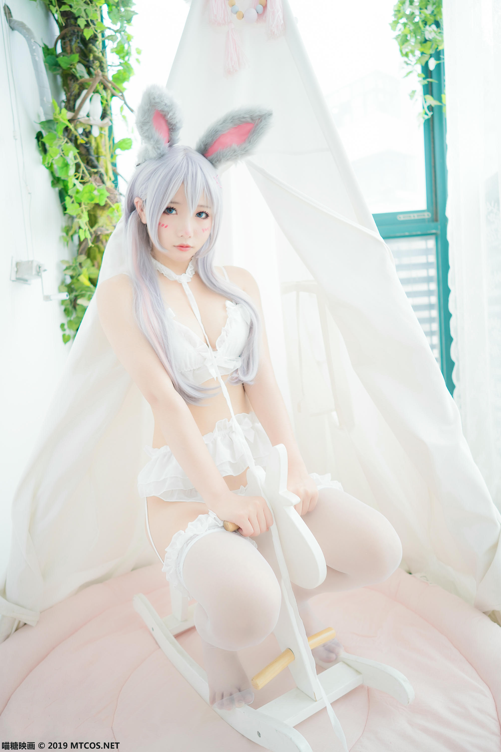 [喵糖映画] VOL.055 兔子美少女[44P／536MB]_第2集