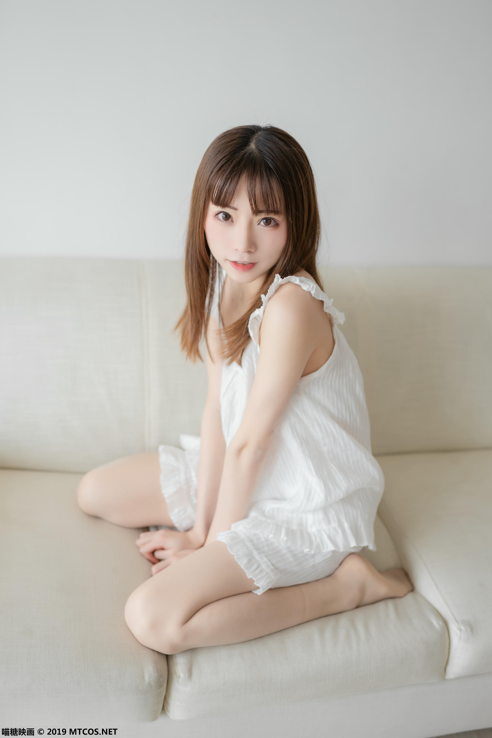 [喵糖映画] VOL.056 Kitaro_绮太郎 白色睡衣[45P／309MB]_第2集