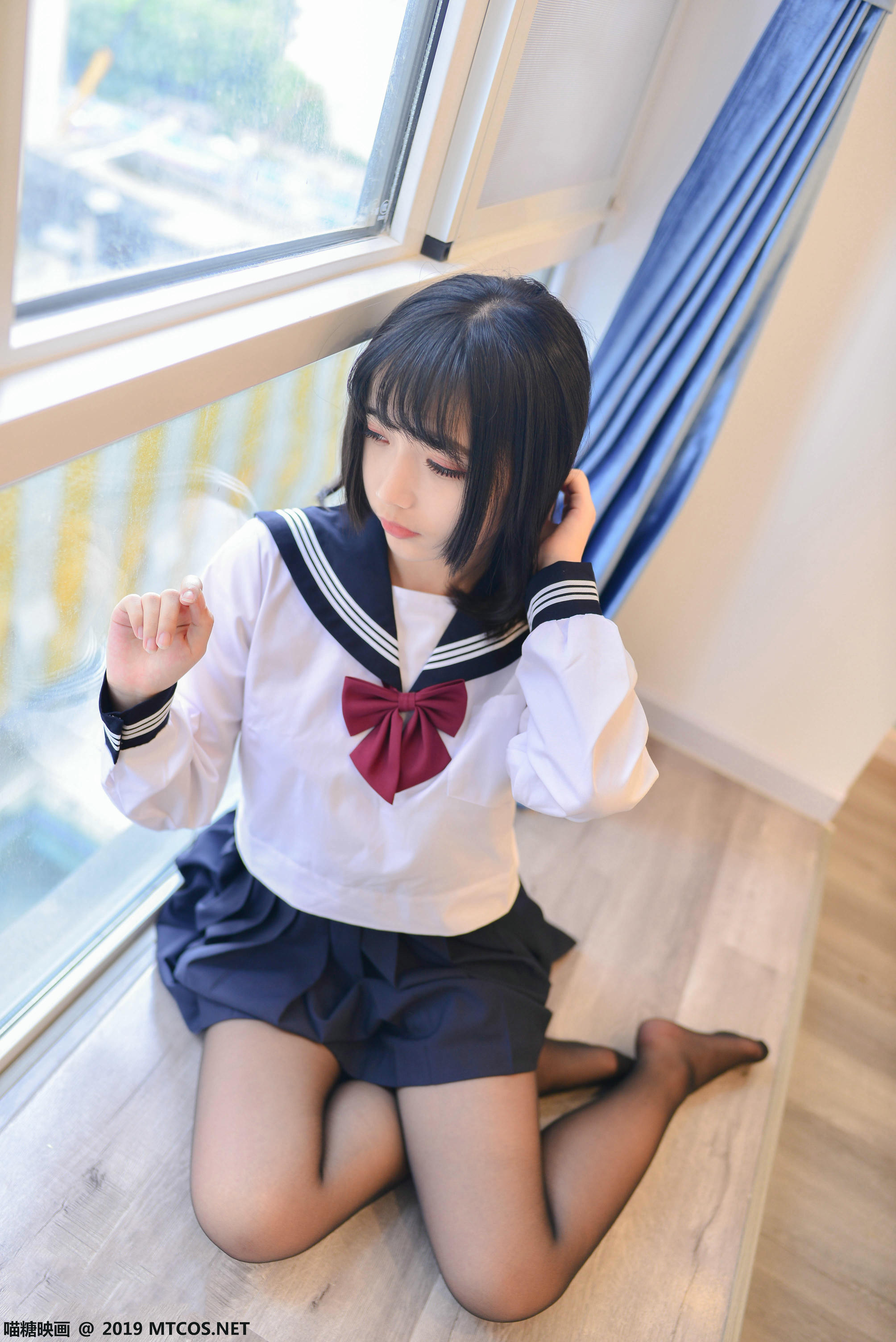 [喵糖映画] VOL.064 制服下的死库水[38P／187MB]_第1集