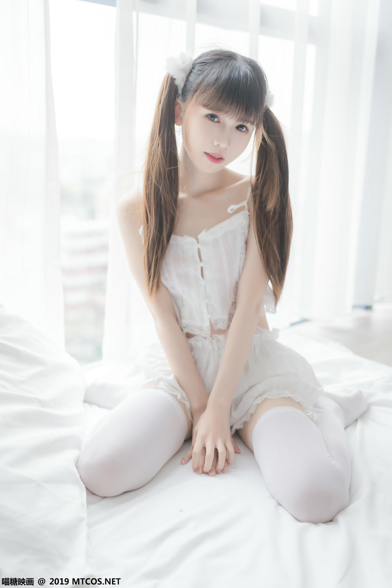 [喵糖映画] VOL.065 白丝双马尾[40P／125MB]_第1集