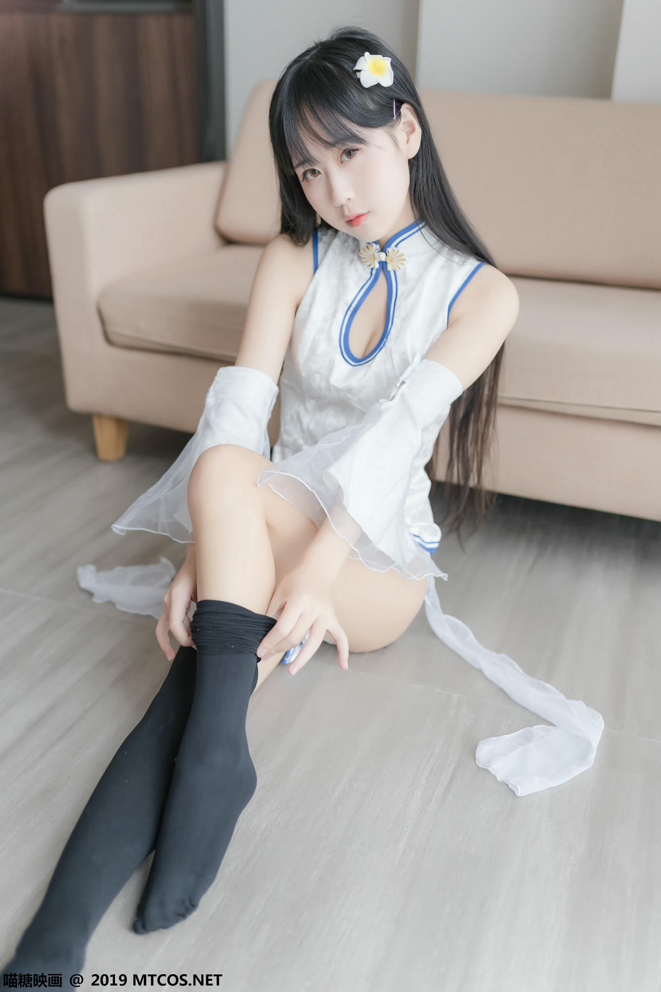 [喵糖映画] VOL.066 萌芽儿o0 旗袍半截袜[41P／168MB]_第1集