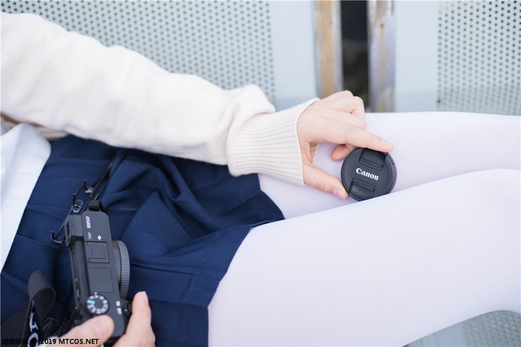 [喵糖映画] VOL.067 半度度度喵 喵喵的白丝水手服[46P／245MB]_第1集