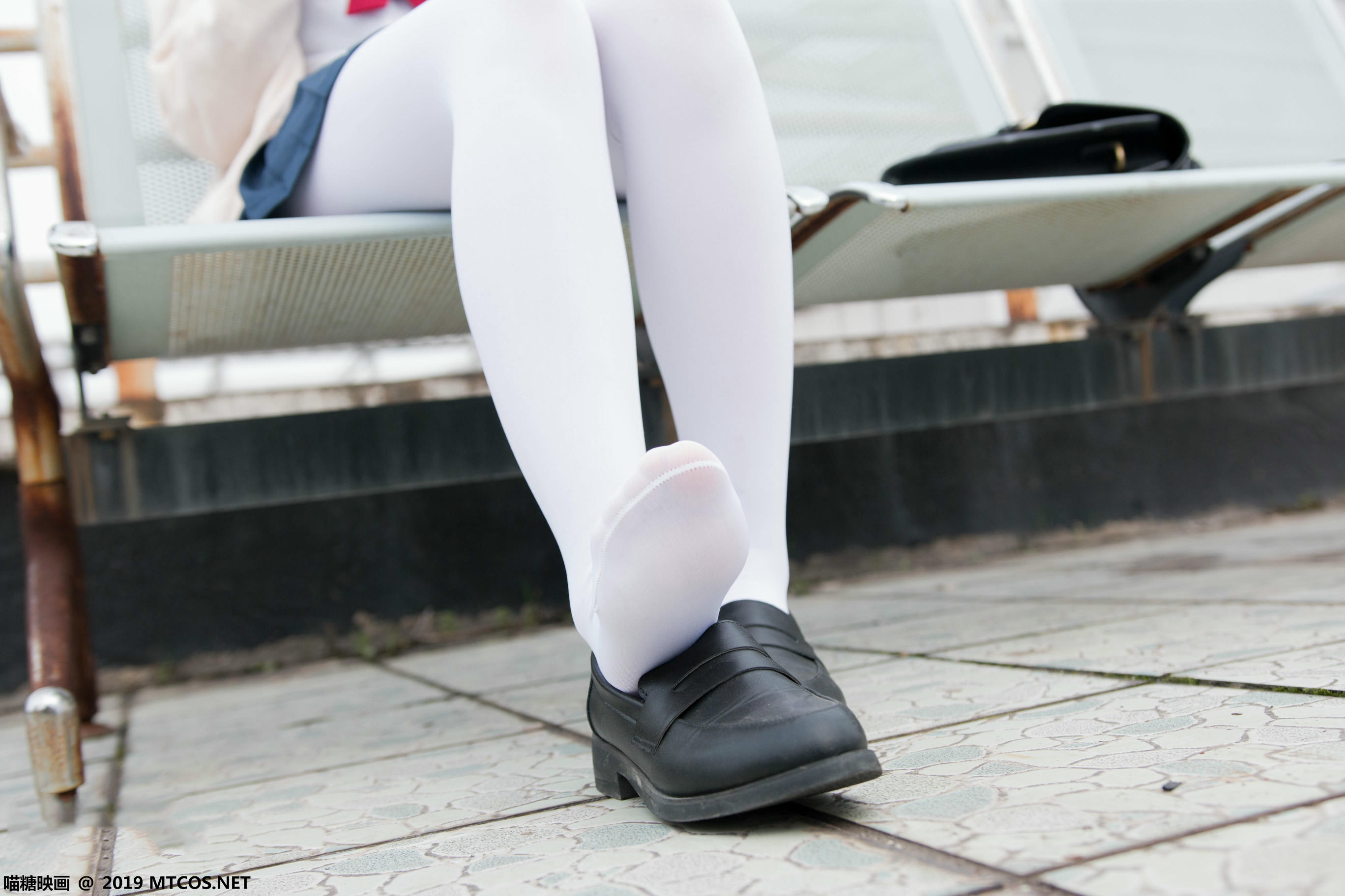 [喵糖映画] VOL.067 半度度度喵 喵喵的白丝水手服[46P／245MB]_第2集