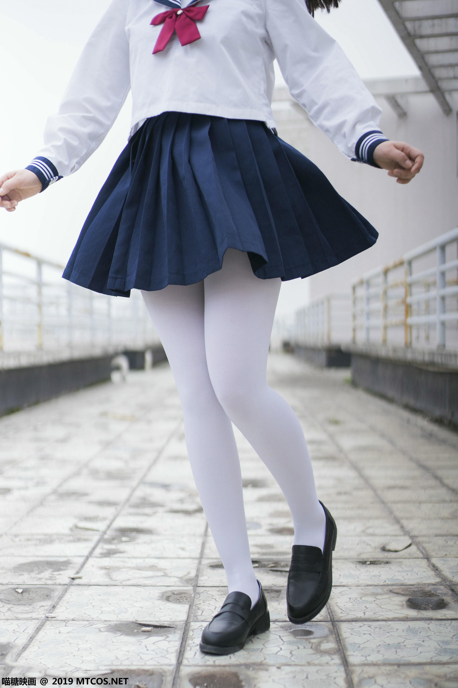 [喵糖映画] VOL.067 半度度度喵 喵喵的白丝水手服[46P／245MB]_第2集