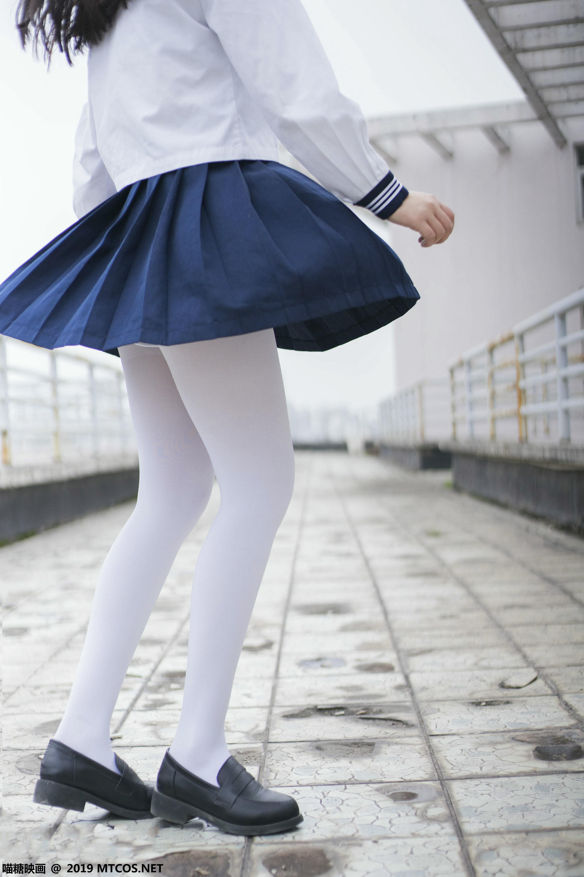 [喵糖映画] VOL.067 半度度度喵 喵喵的白丝水手服[46P／245MB]_第2集