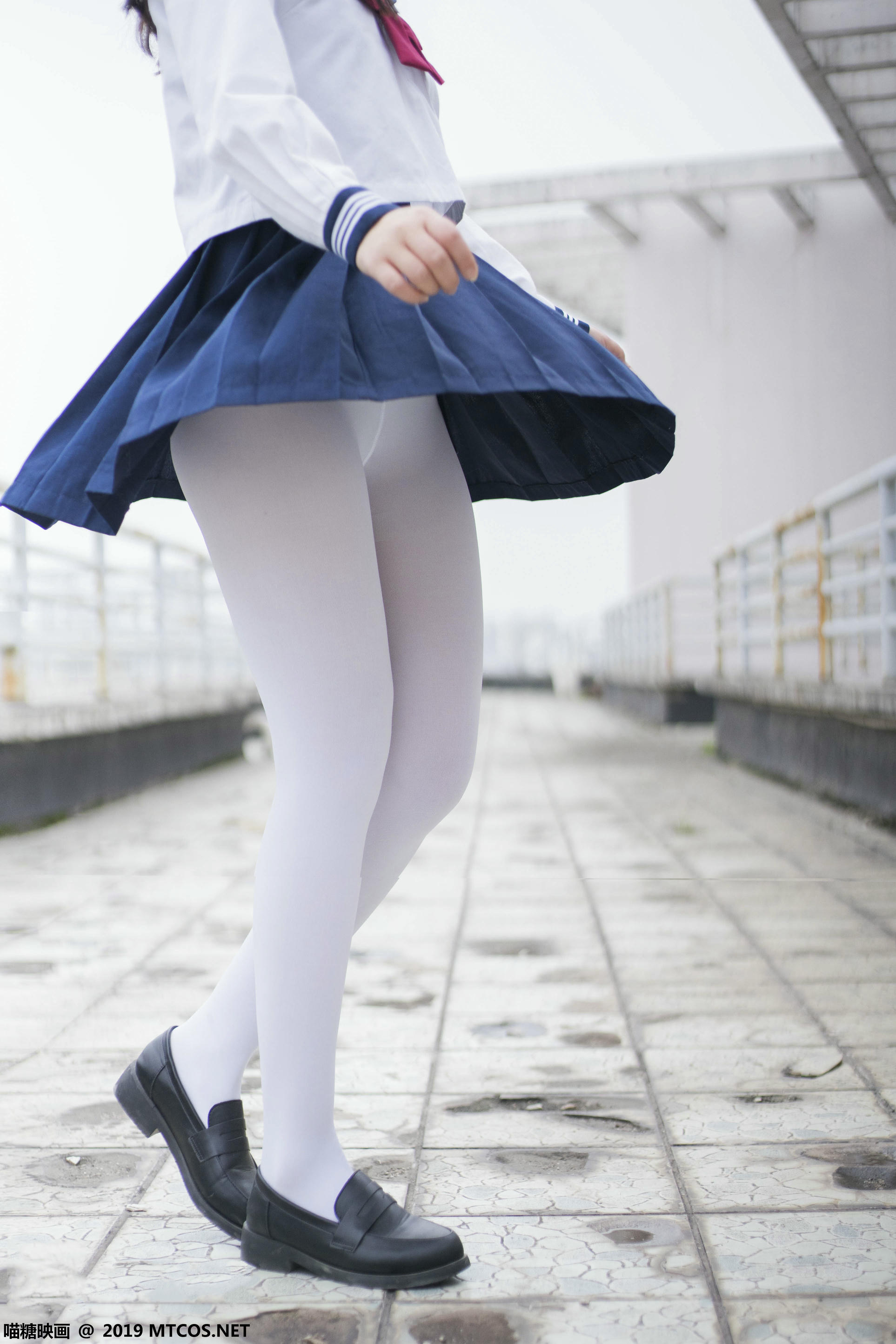 [喵糖映画] VOL.067 半度度度喵 喵喵的白丝水手服[46P／245MB]_第2集