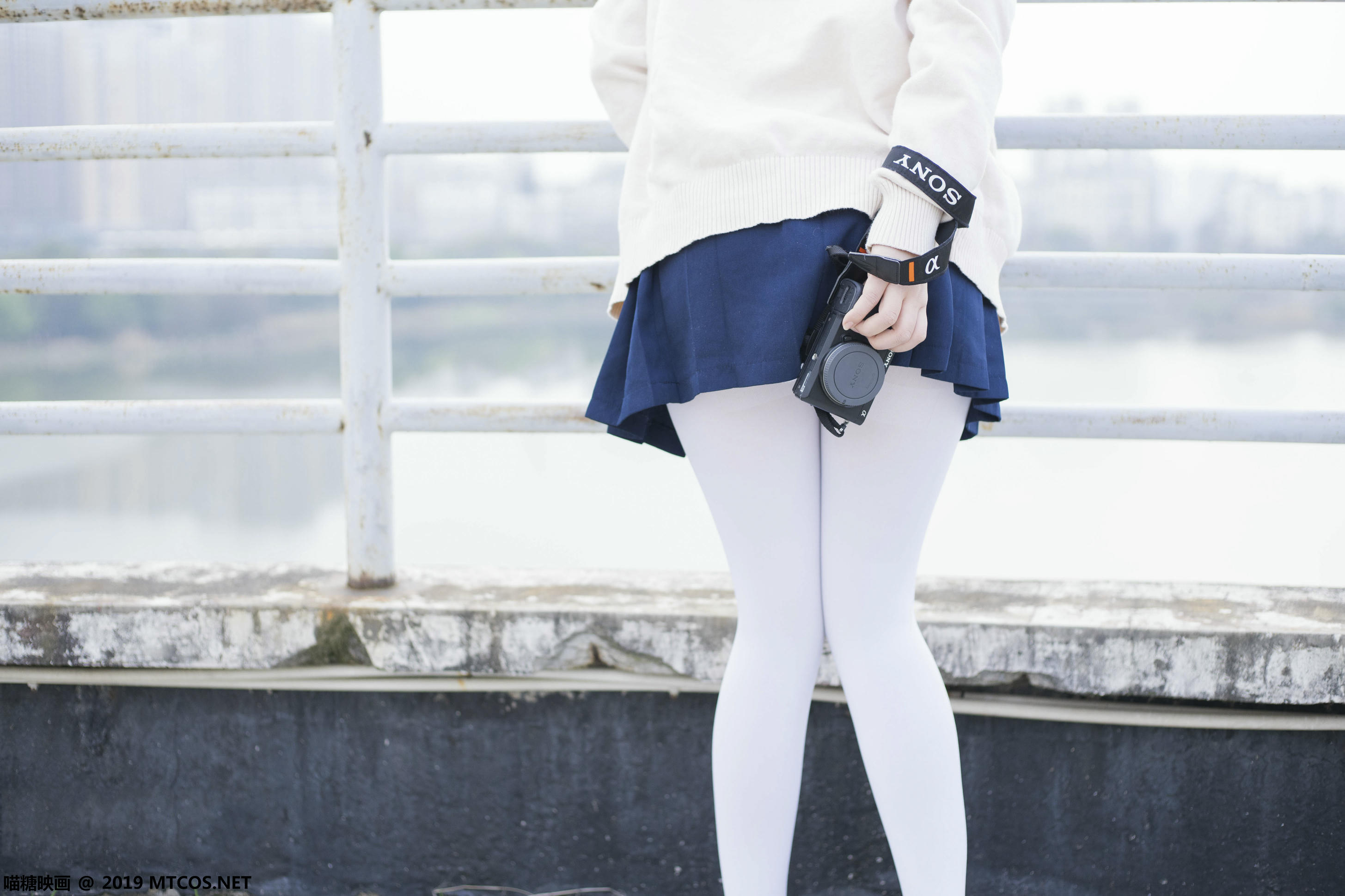 [喵糖映画] VOL.067 半度度度喵 喵喵的白丝水手服[46P／245MB]_第3集