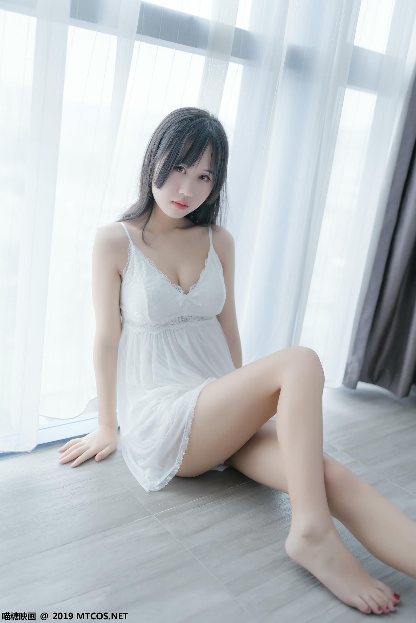 [喵糖映画] VOL.069 萌芽儿o0 白纱裙[44P／167MB]_第1集