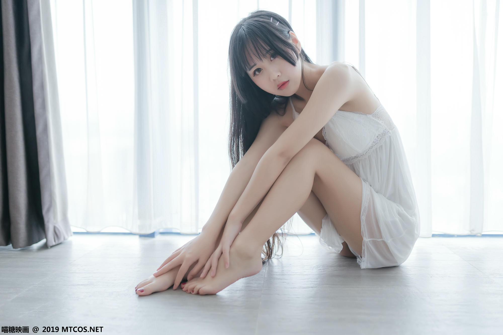 [喵糖映画] VOL.069 萌芽儿o0 白纱裙[44P／167MB]_第1集