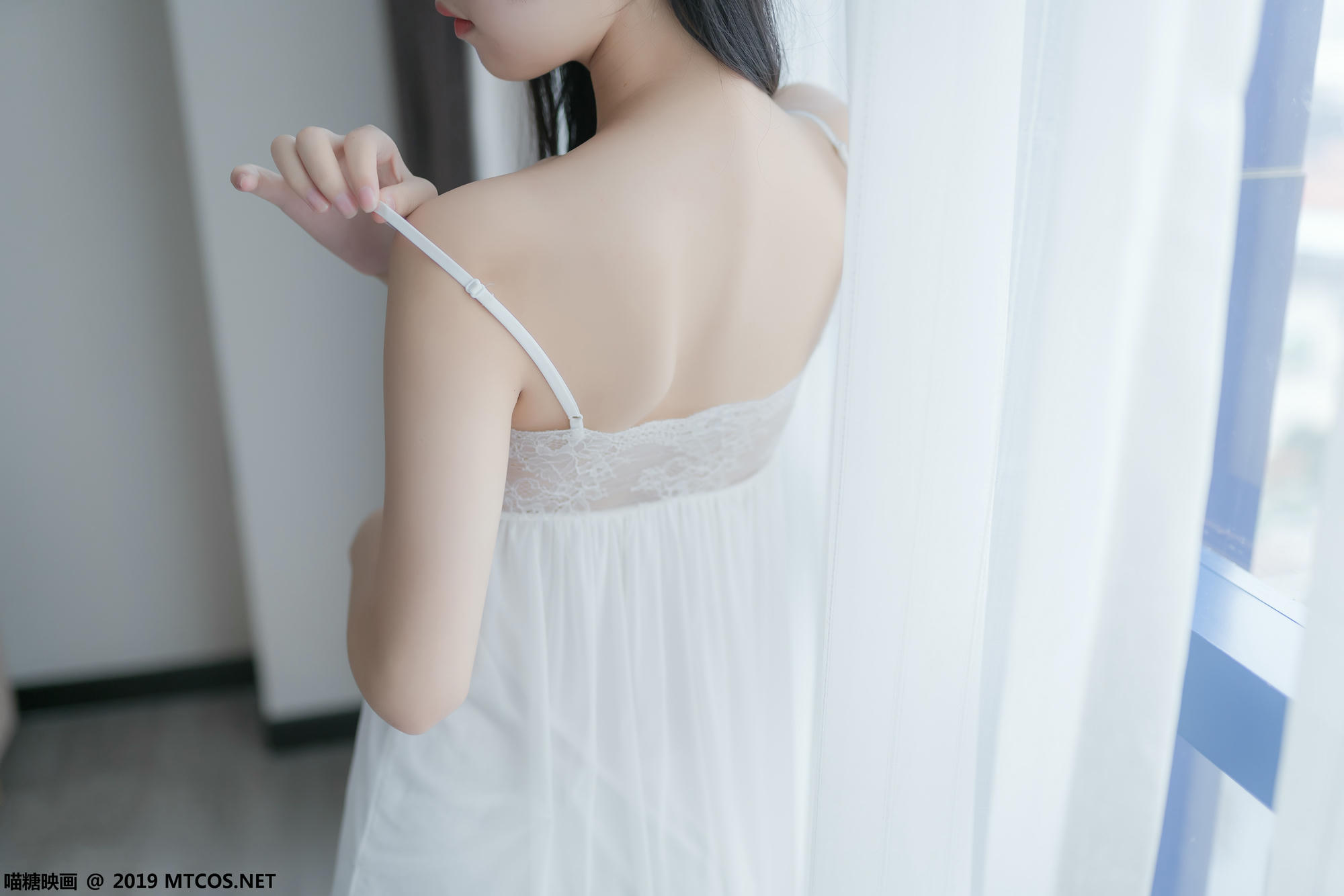 [喵糖映画] VOL.069 萌芽儿o0 白纱裙[44P／167MB]_第2集