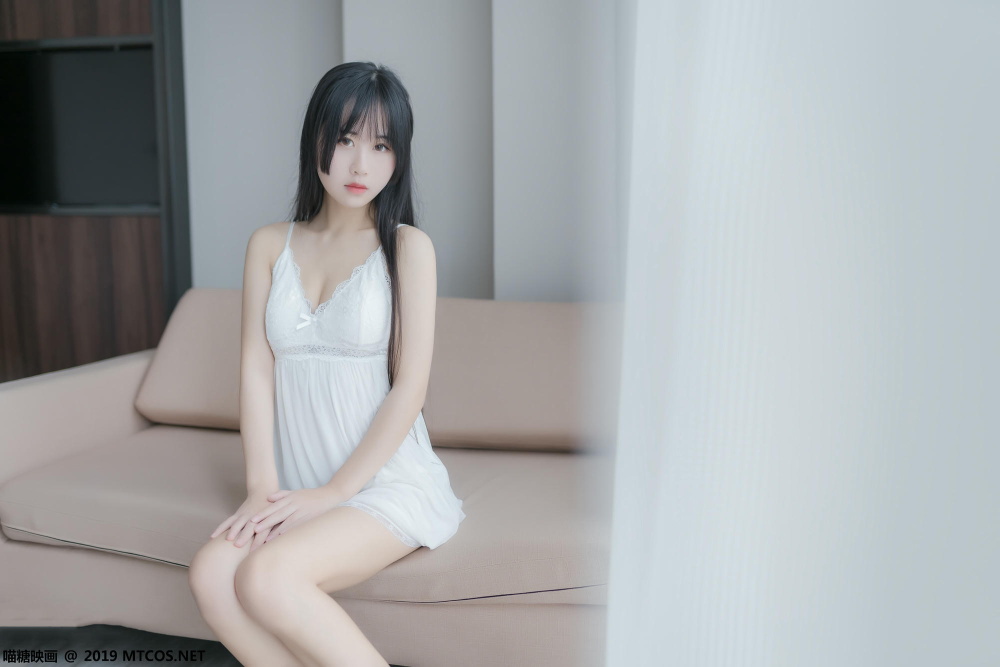 [喵糖映画] VOL.069 萌芽儿o0 白纱裙[44P／167MB]_第2集