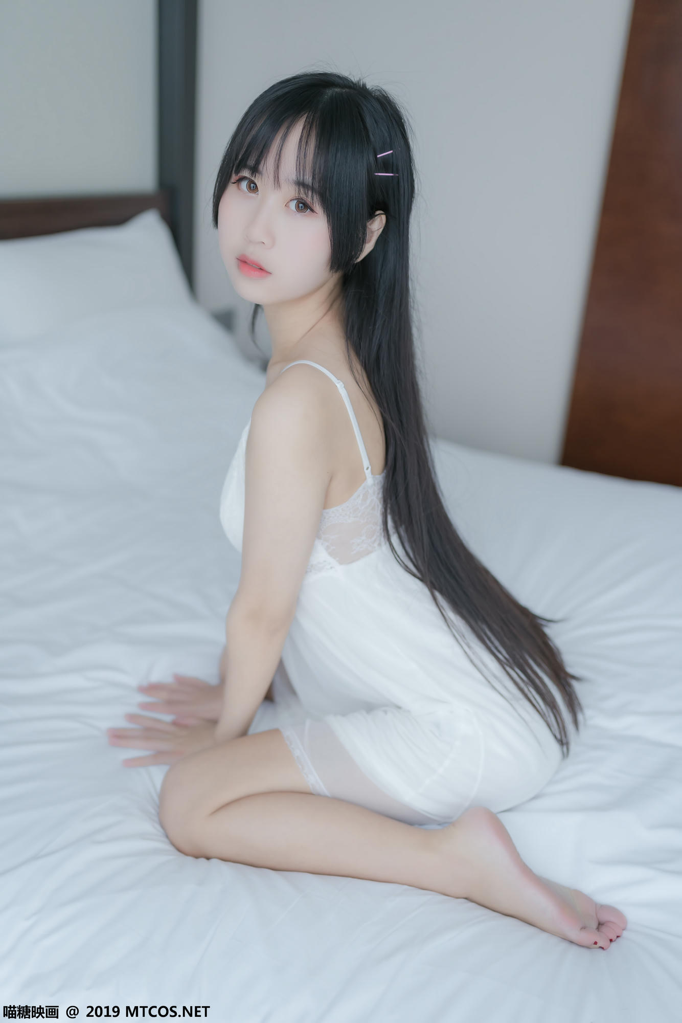 [喵糖映画] VOL.069 萌芽儿o0 白纱裙[44P／167MB]_第1集