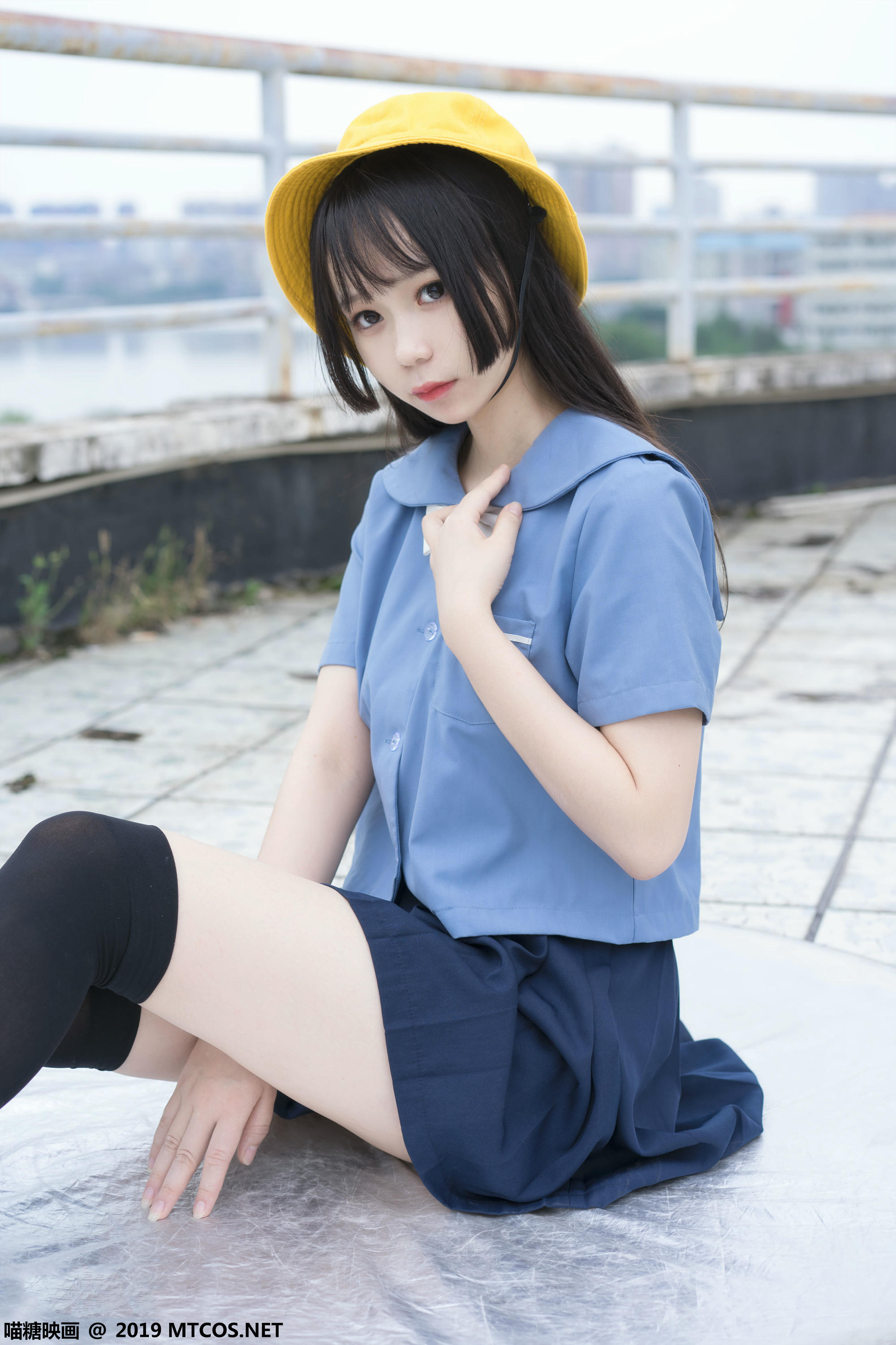 [喵糖映画] VOL.070 半度度度喵 小黄帽女孩[48P／376MB]_第2集