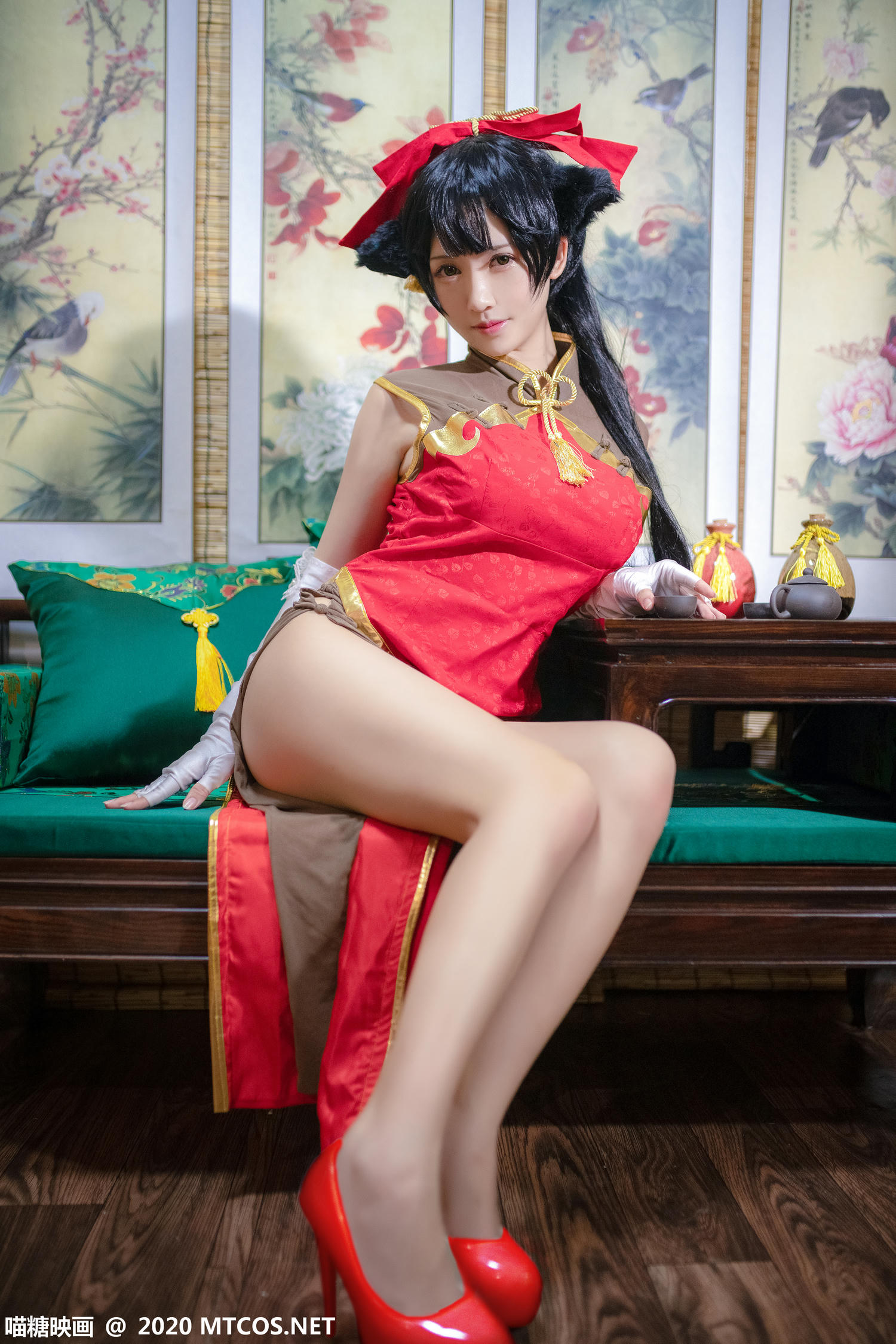 [喵糖映画] HML.015 高雄银红旗袍[24P／348M]_第1集