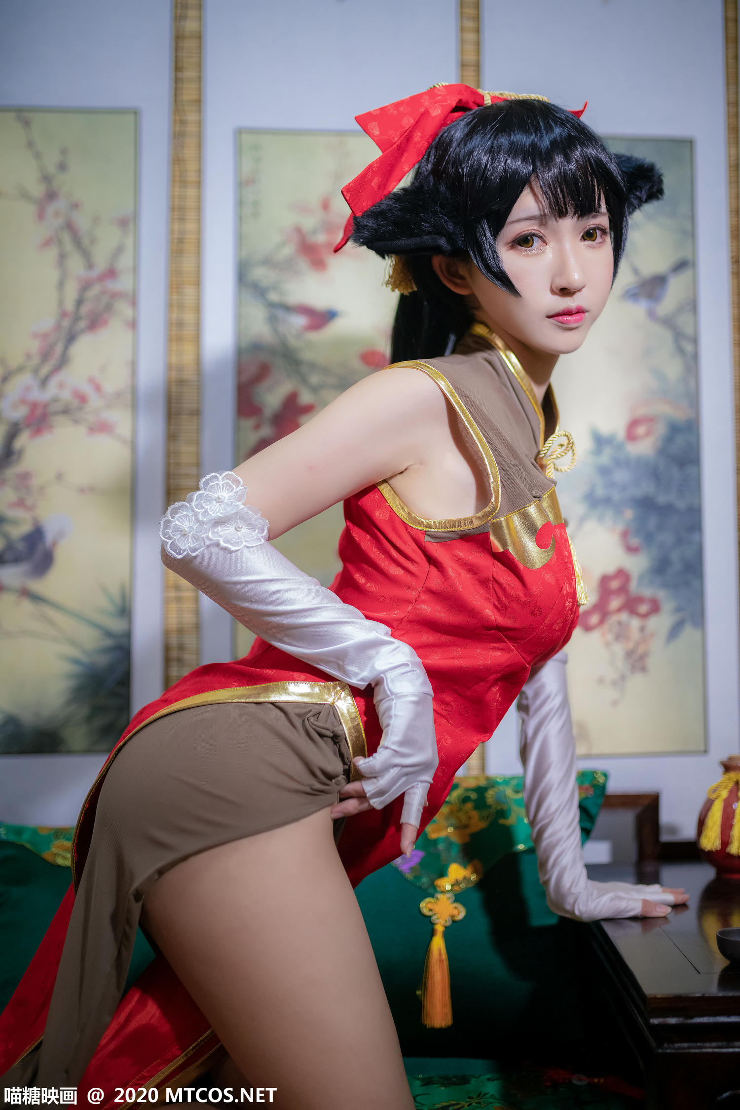 [喵糖映画] HML.015 高雄银红旗袍[24P／348M]_第1集