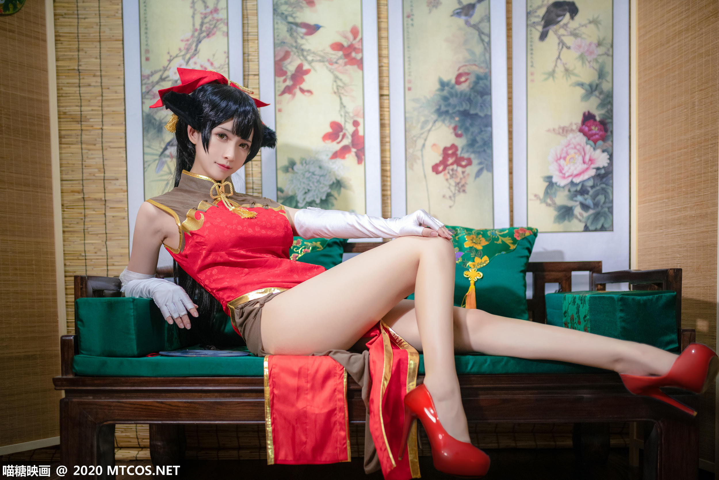 [喵糖映画] HML.015 高雄银红旗袍[24P／348M]_第1集