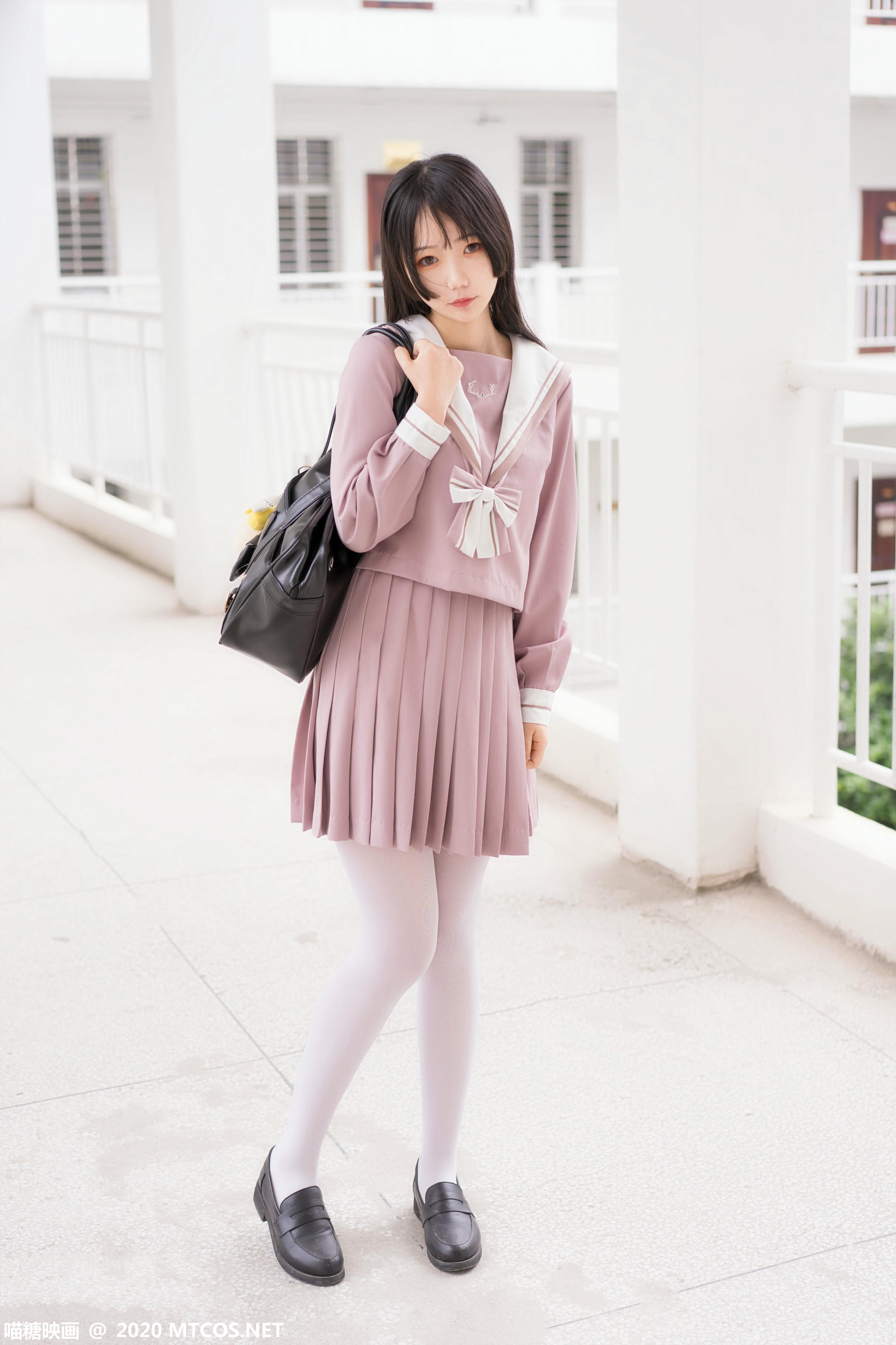 [喵糖映画] VOL.074 半度度度喵 粉色JK小姐姐[49P／323MB]_第2集