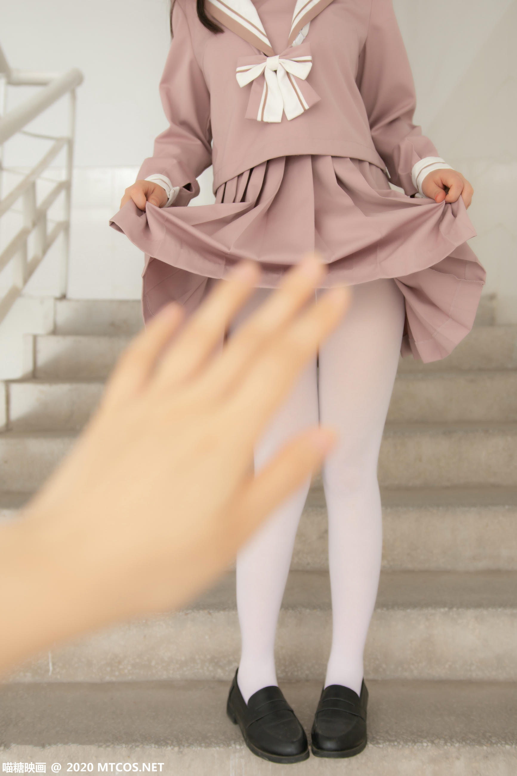 [喵糖映画] VOL.074 半度度度喵 粉色JK小姐姐[49P／323MB]_第2集