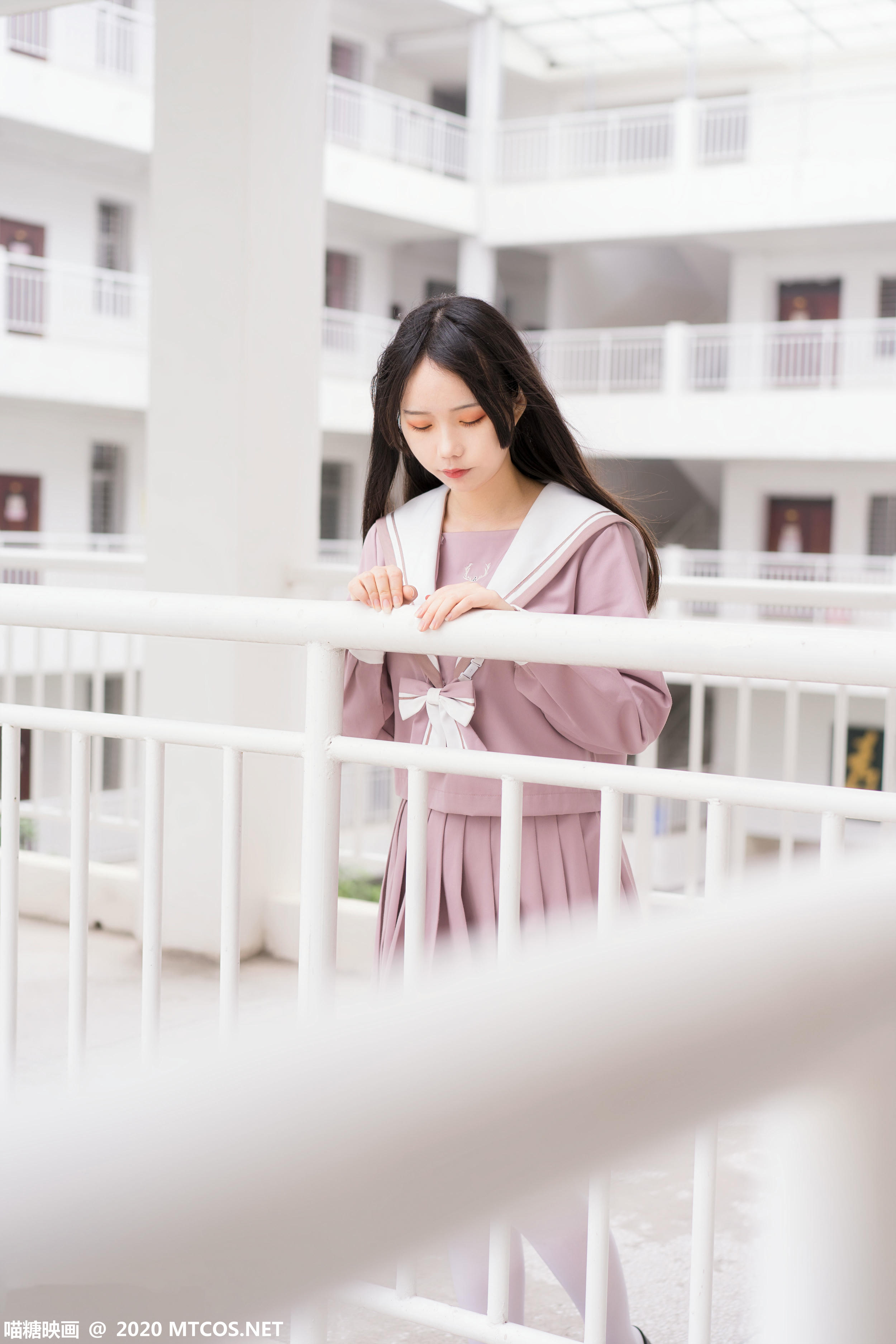 [喵糖映画] VOL.074 半度度度喵 粉色JK小姐姐[49P／323MB]_第2集