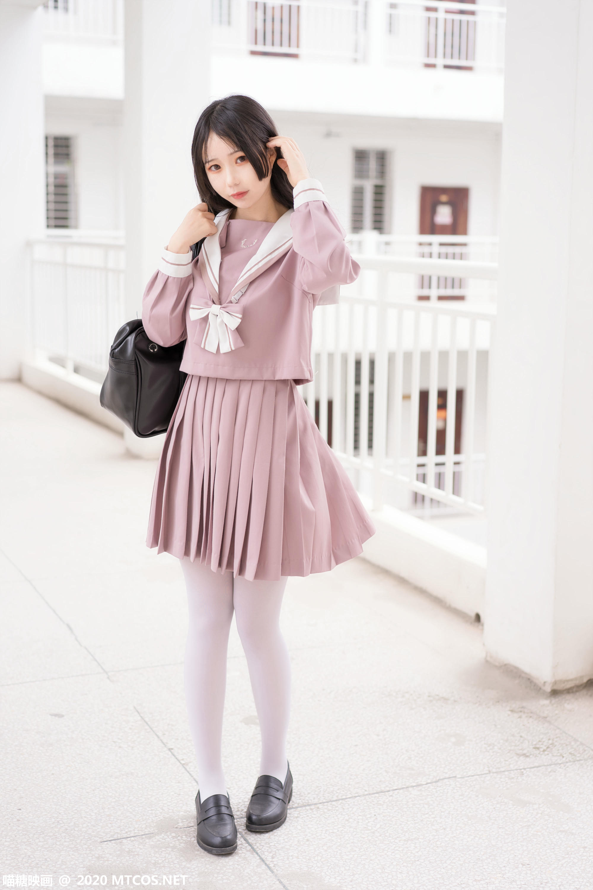 [喵糖映画] VOL.074 半度度度喵 粉色JK小姐姐[49P／323MB]_第2集