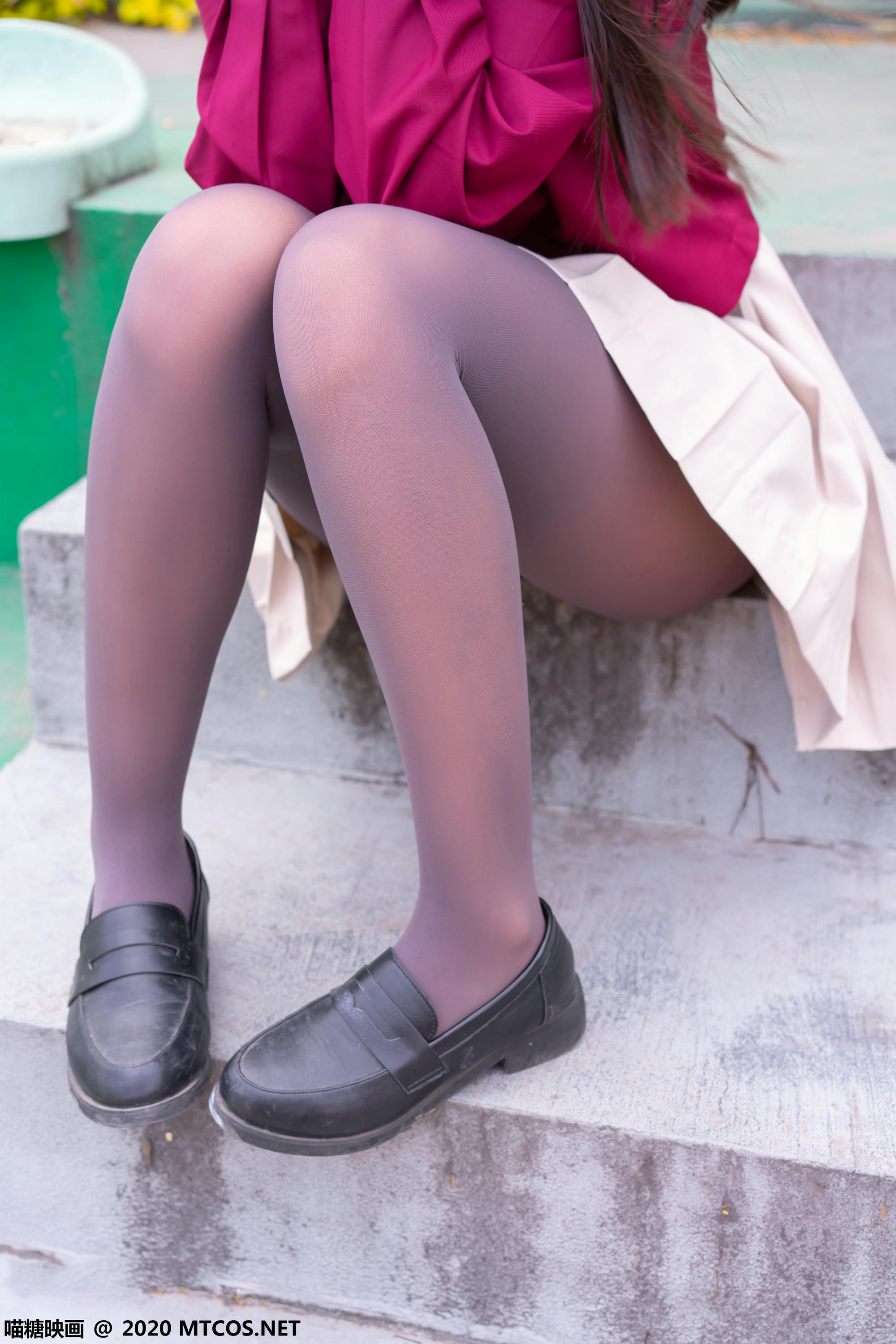 [喵糖映画] VOL.078 半度度度喵 放学后来约会吧[44P／426MB]_第1集