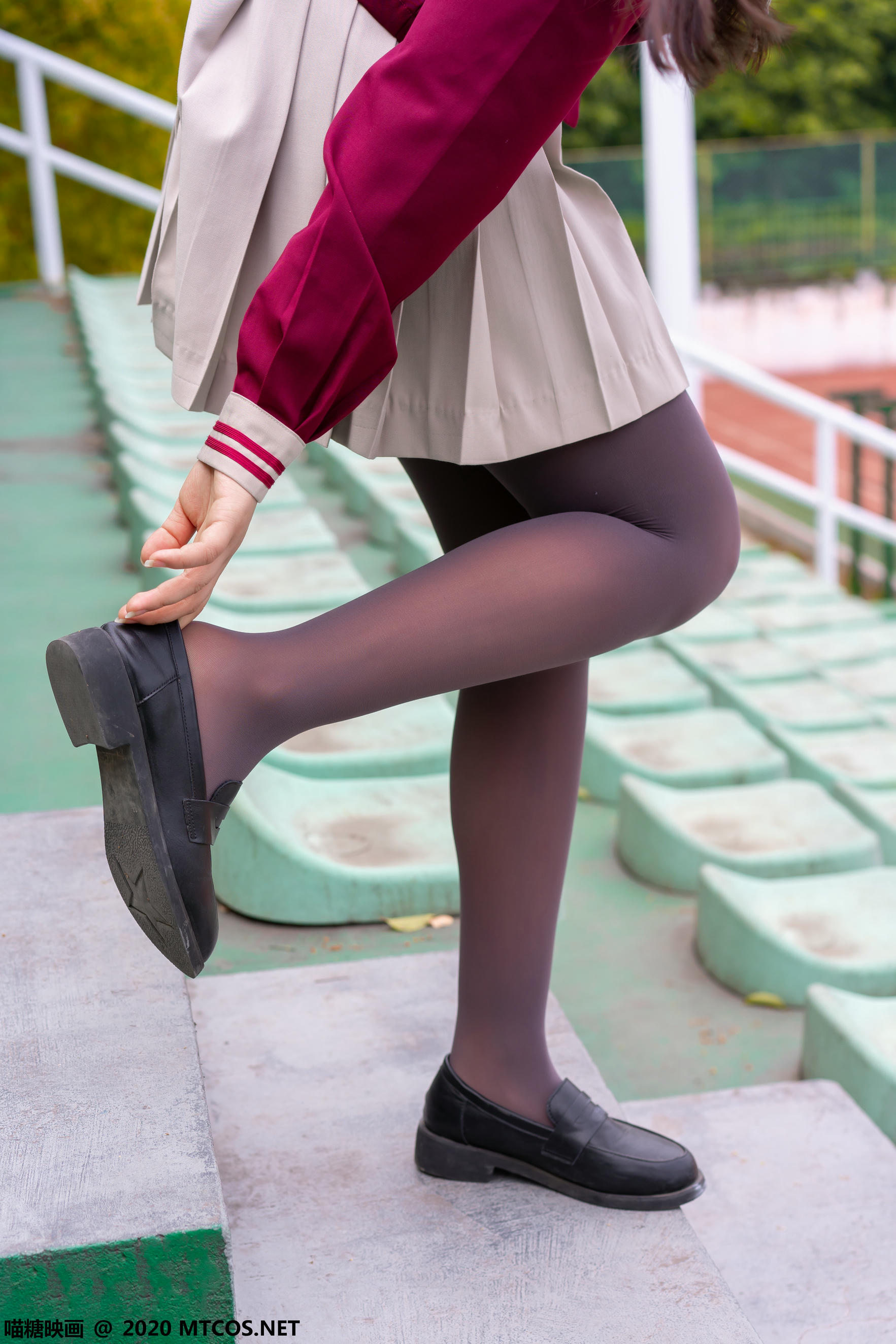 [喵糖映画] VOL.078 半度度度喵 放学后来约会吧[44P／426MB]_第1集