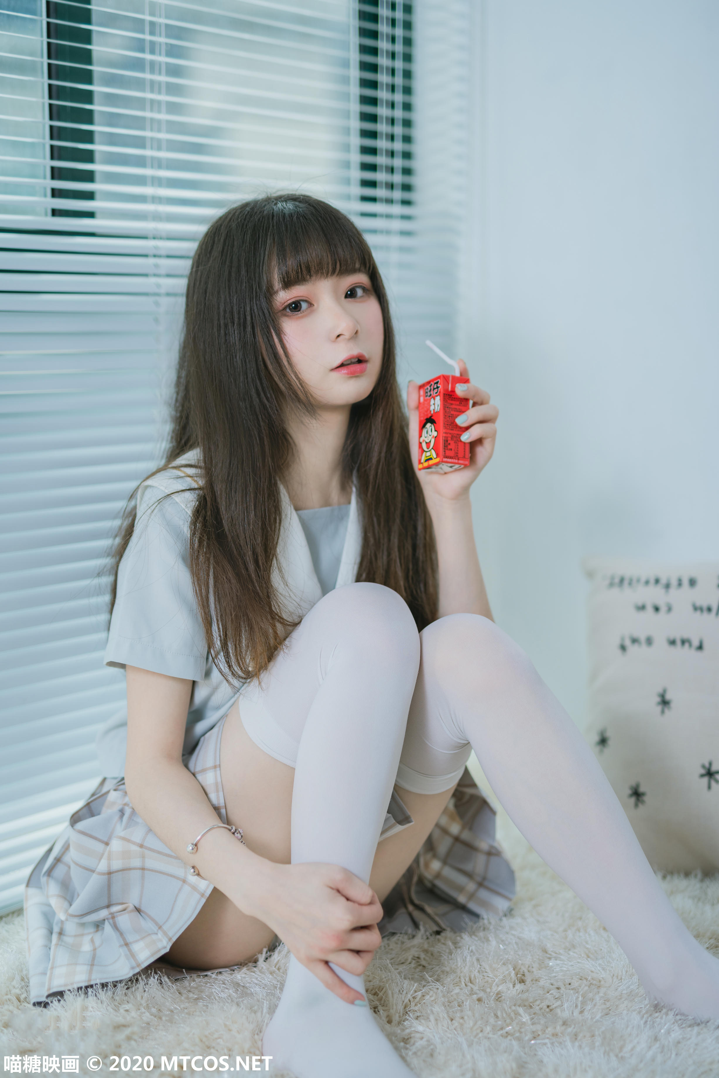 [喵糖映画] VOL.094 双马尾学妹[40P／606MB]_第1集