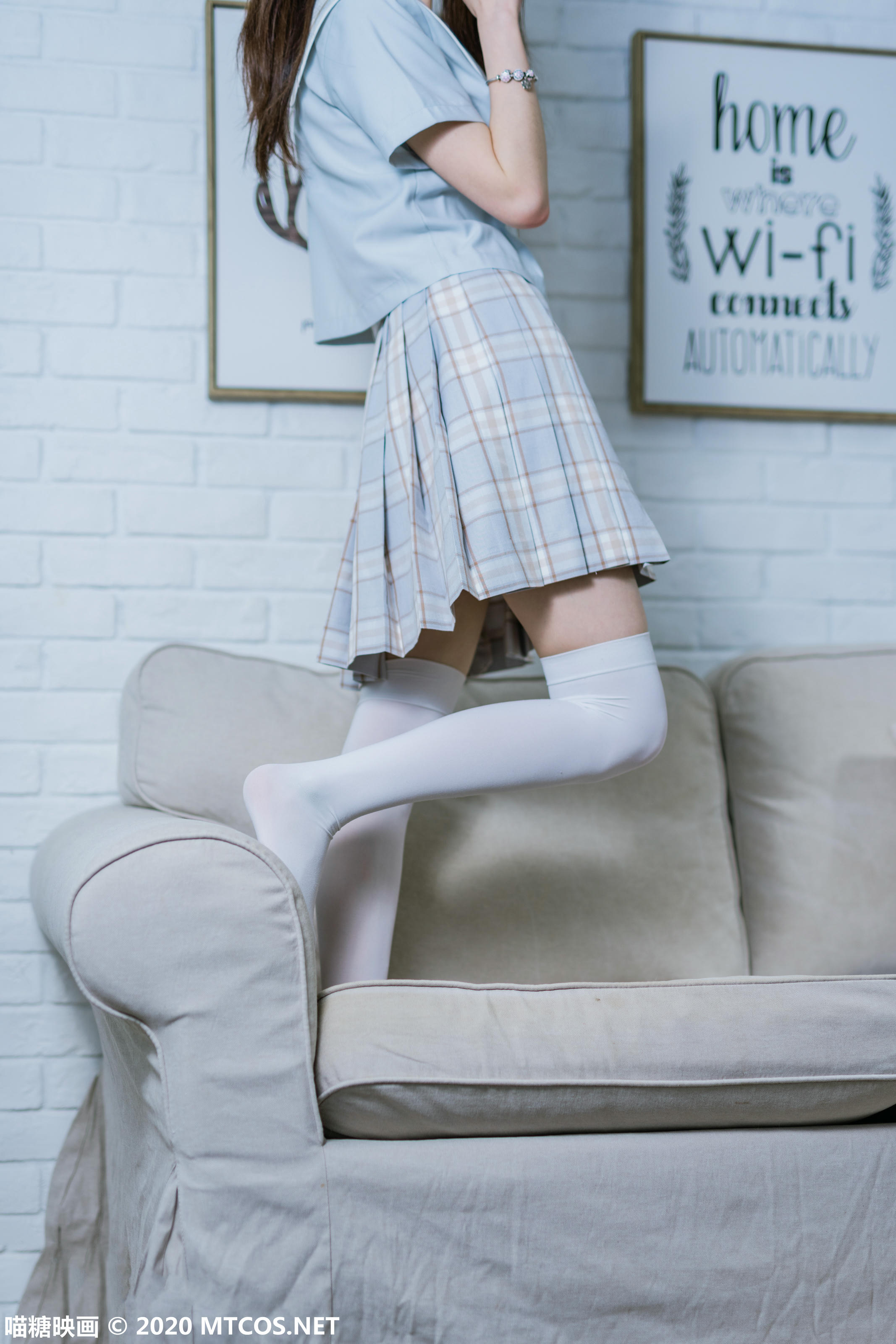 [喵糖映画] VOL.094 双马尾学妹[40P／606MB]_第1集