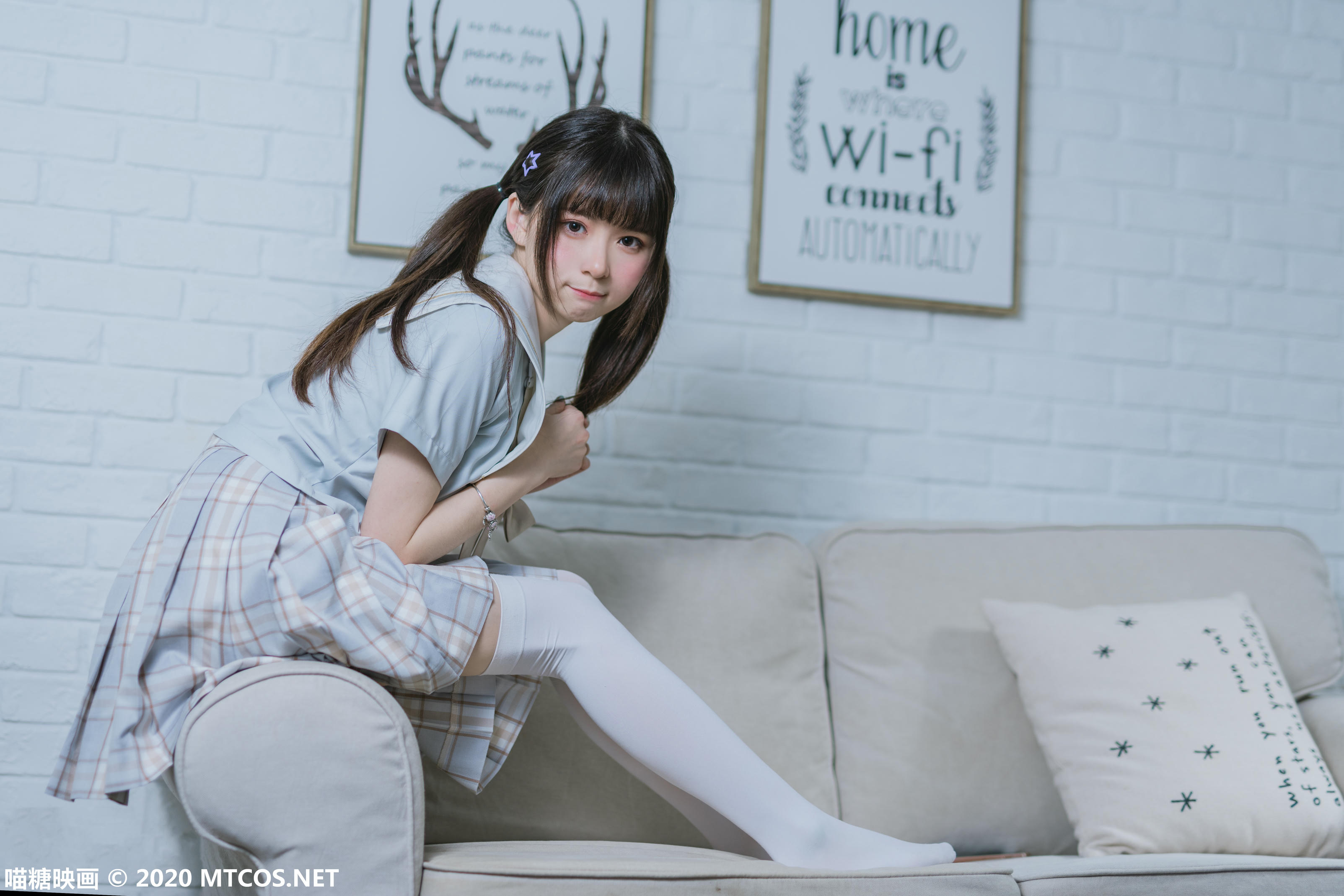 [喵糖映画] VOL.094 双马尾学妹[40P／606MB]_第2集