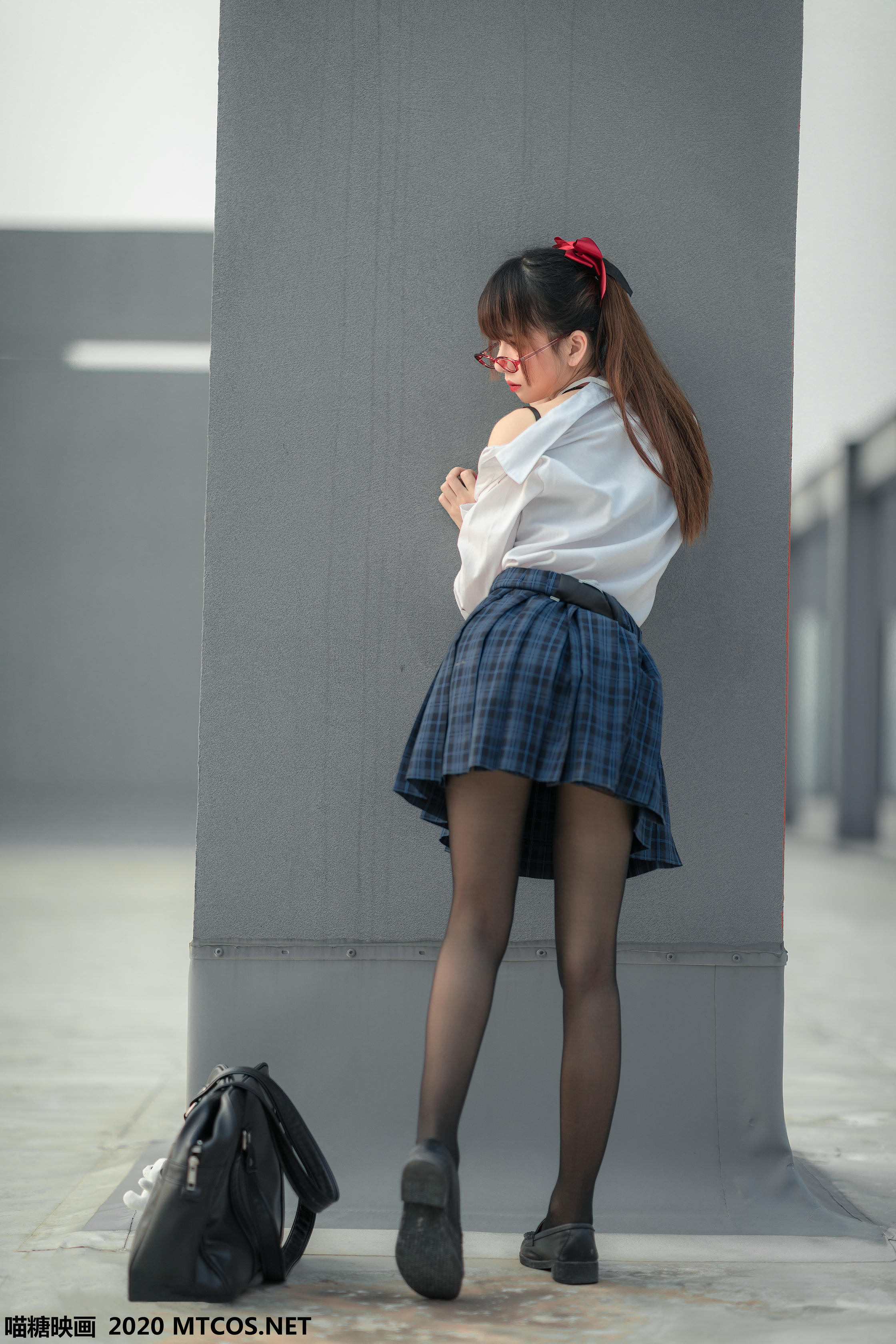 [喵糖映画] VOL.098 JK制服少女[44P／588MB]_第1集