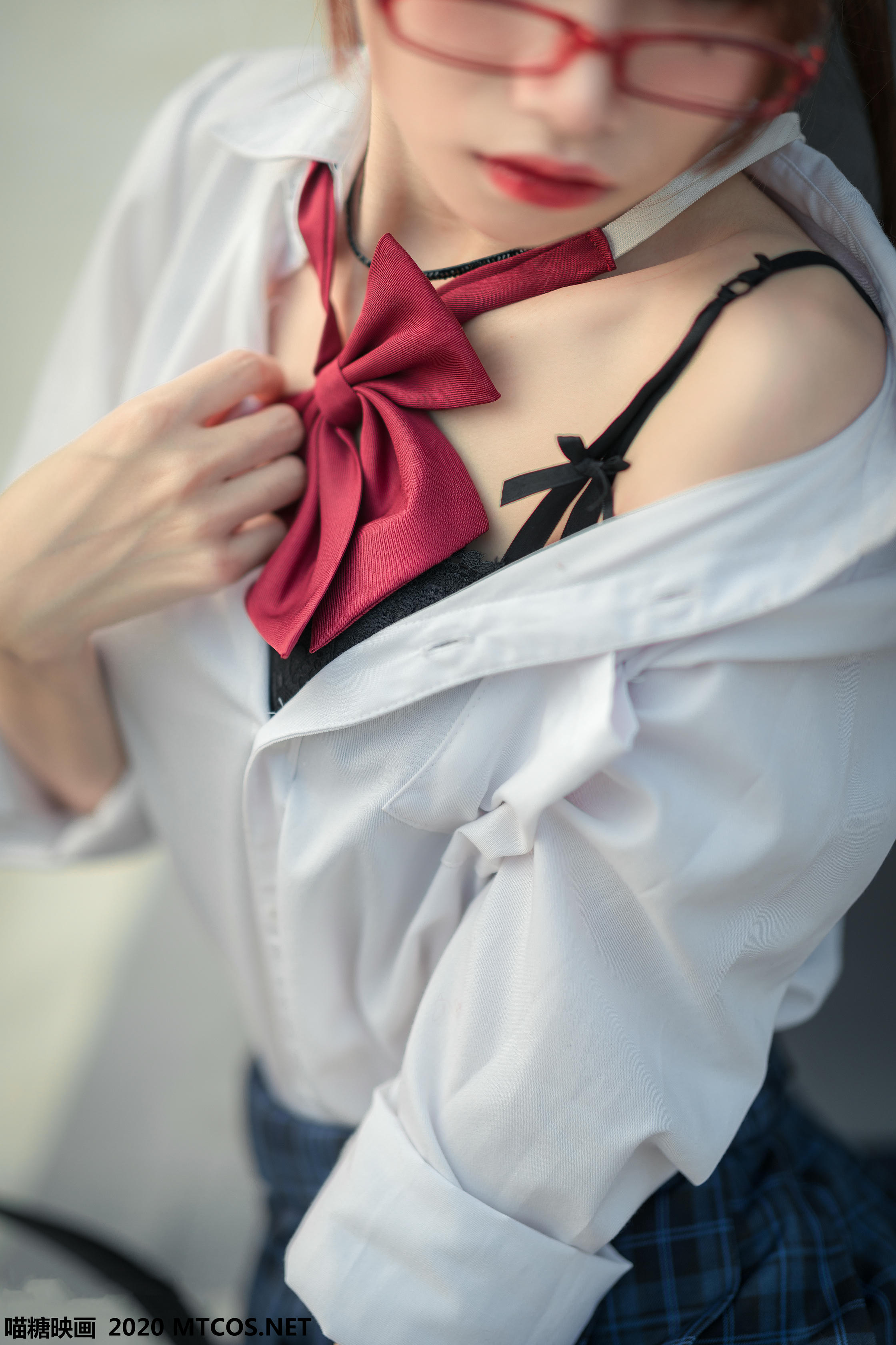 [喵糖映画] VOL.098 JK制服少女[44P／588MB]_第2集