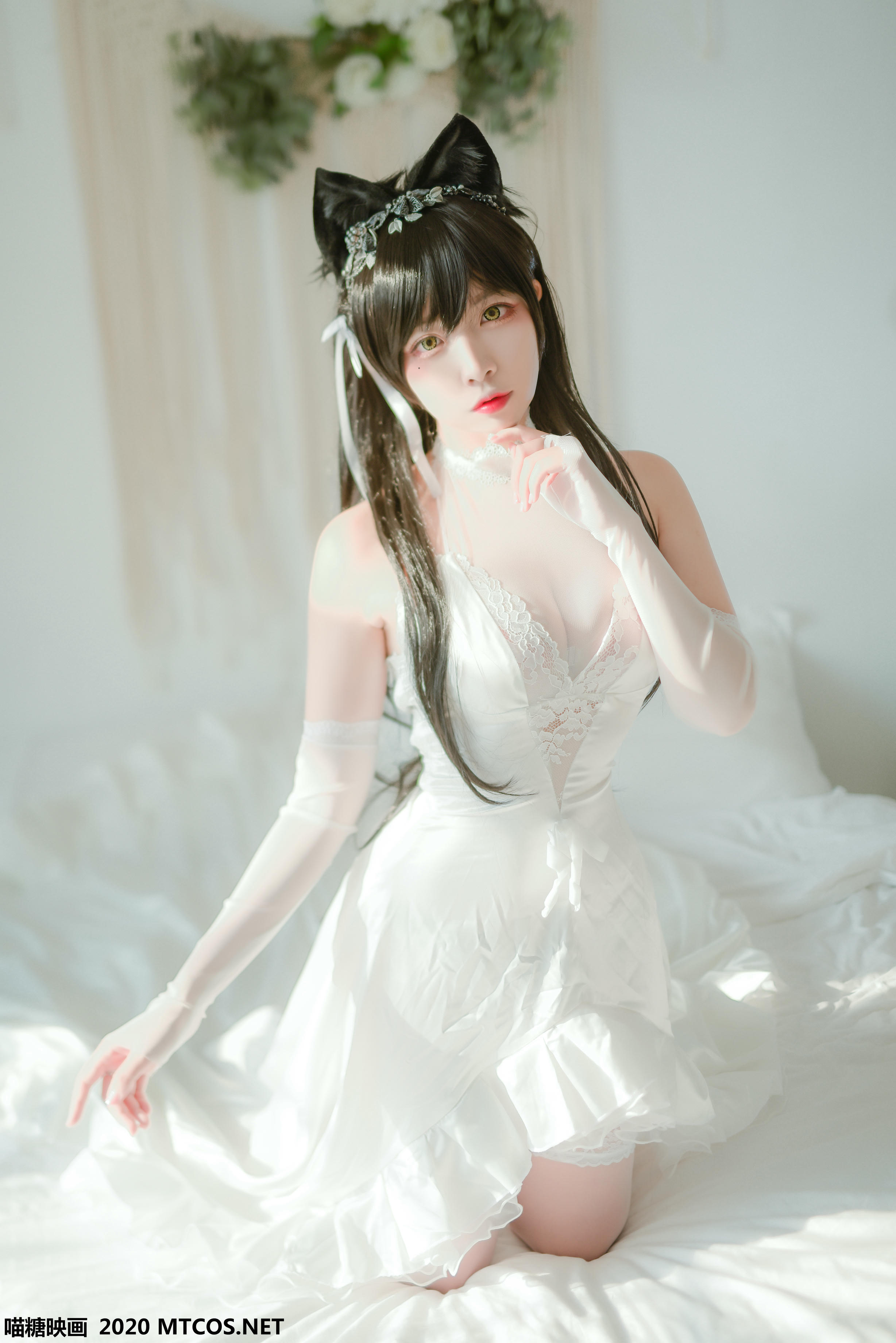 [喵糖映画] VOL.100 婚纱爱宕[40P／972MB]_第1集