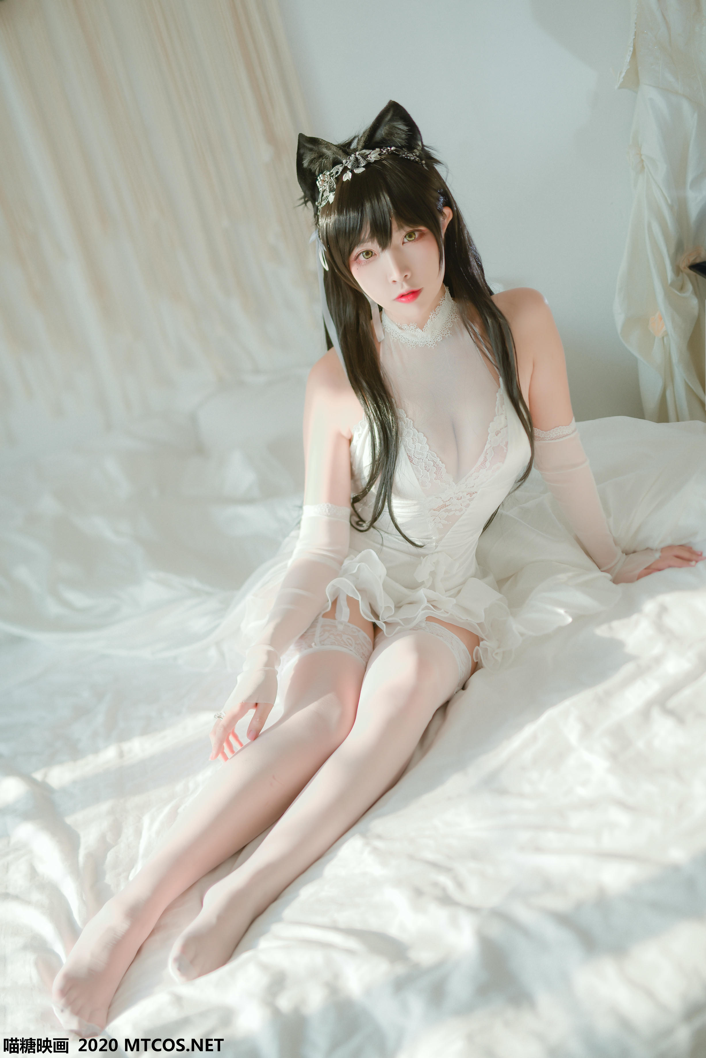 [喵糖映画] VOL.100 婚纱爱宕[40P／972MB]_第1集